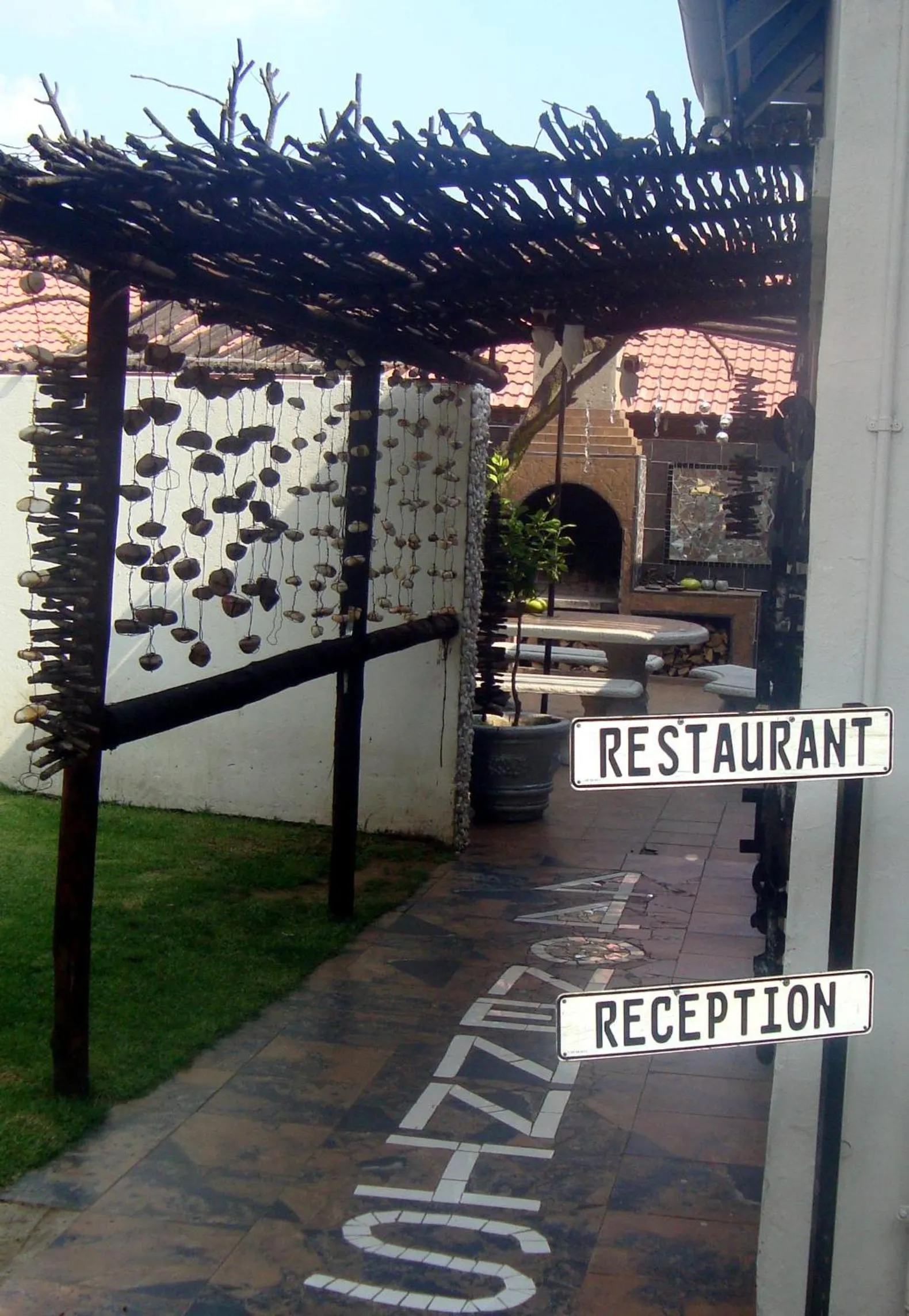 Patio in 44 on Ennis Guest Lodge and Restaurant -