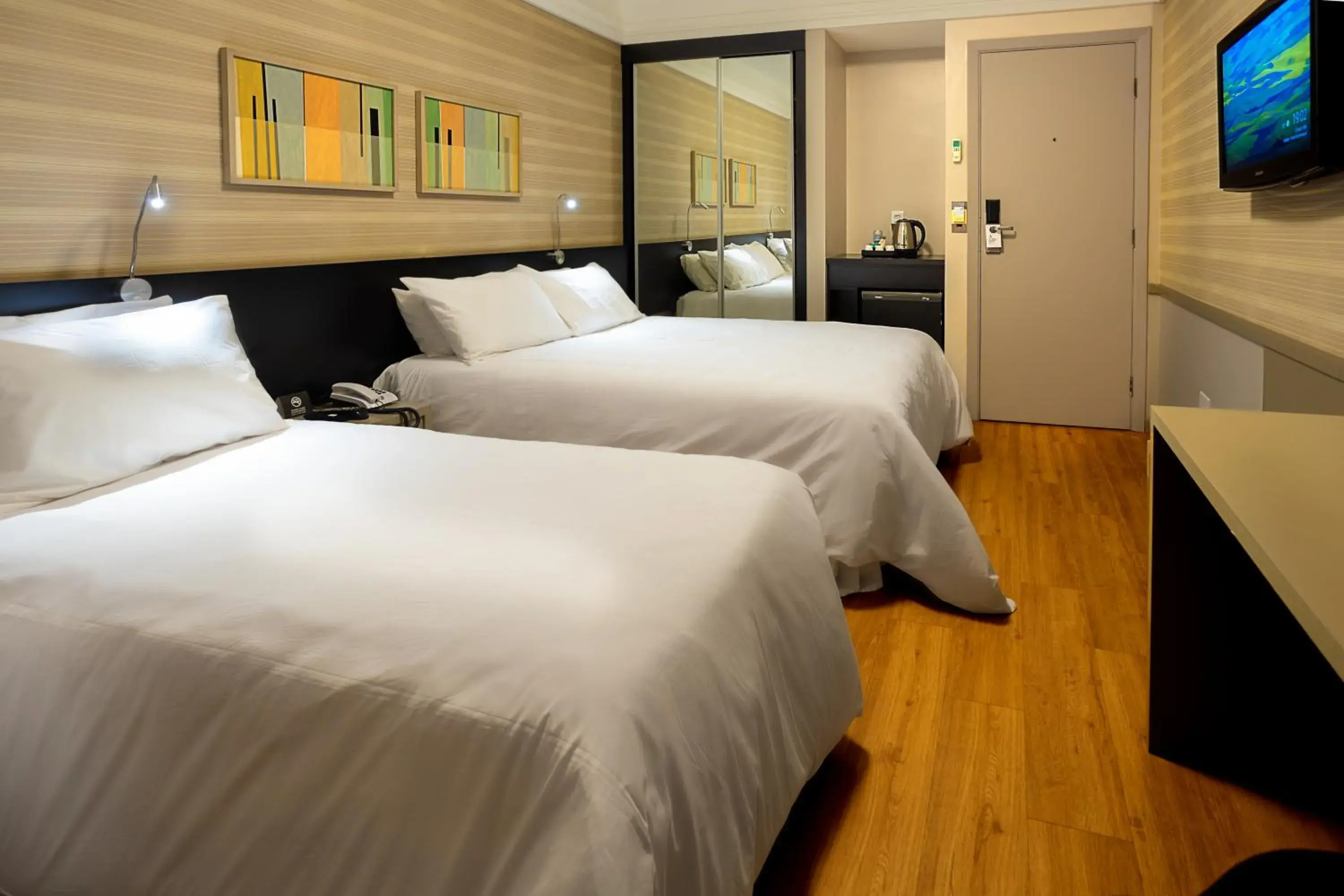 Superior Triple Room - single occupancy - One Double and One Single Bed in Momax Hotel Superior Triple Room - single occupancy - One Double and One Single Bed in Momax Hotel
