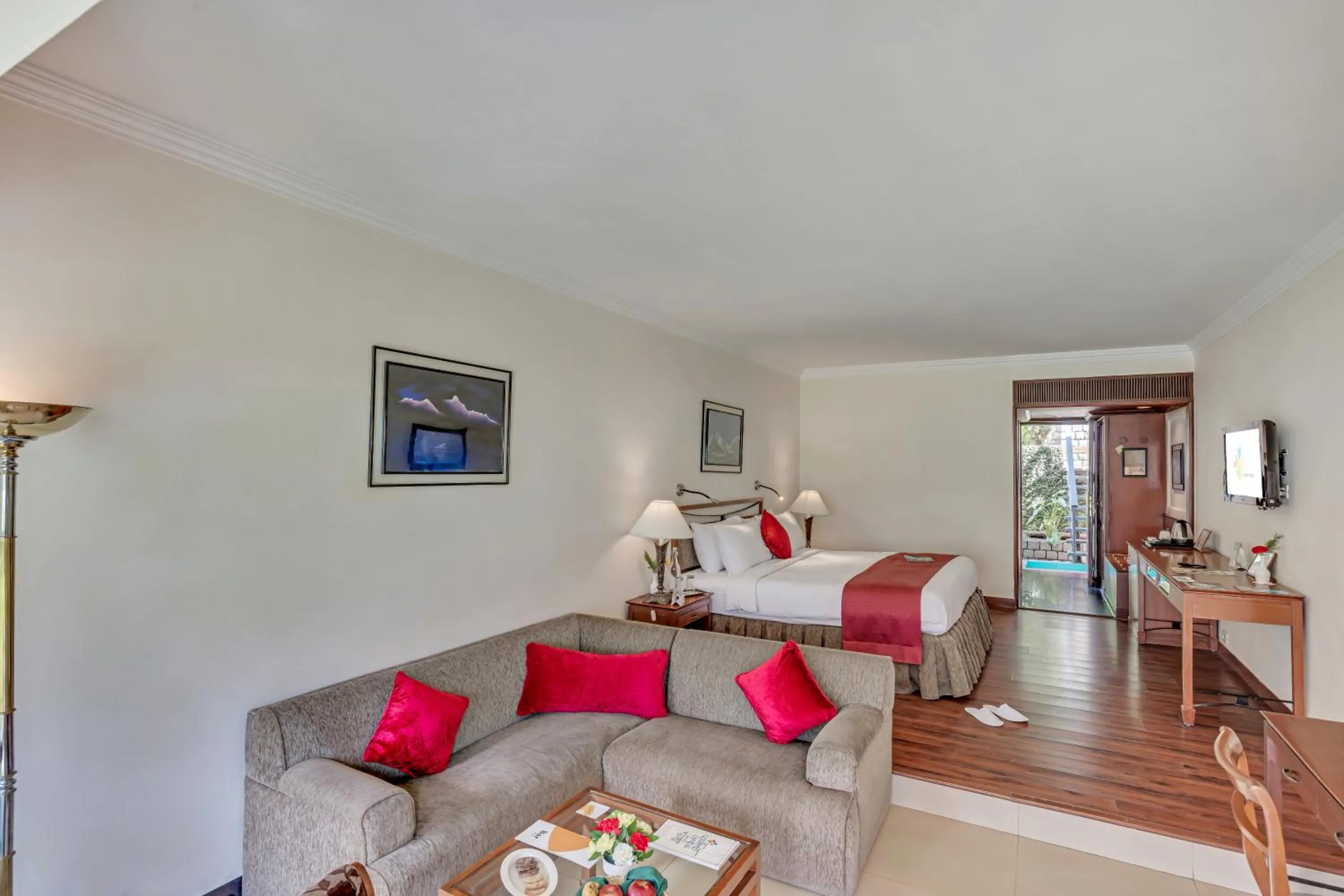 Photo of the whole room, Bed in Club Mahindra White Meadows Manali