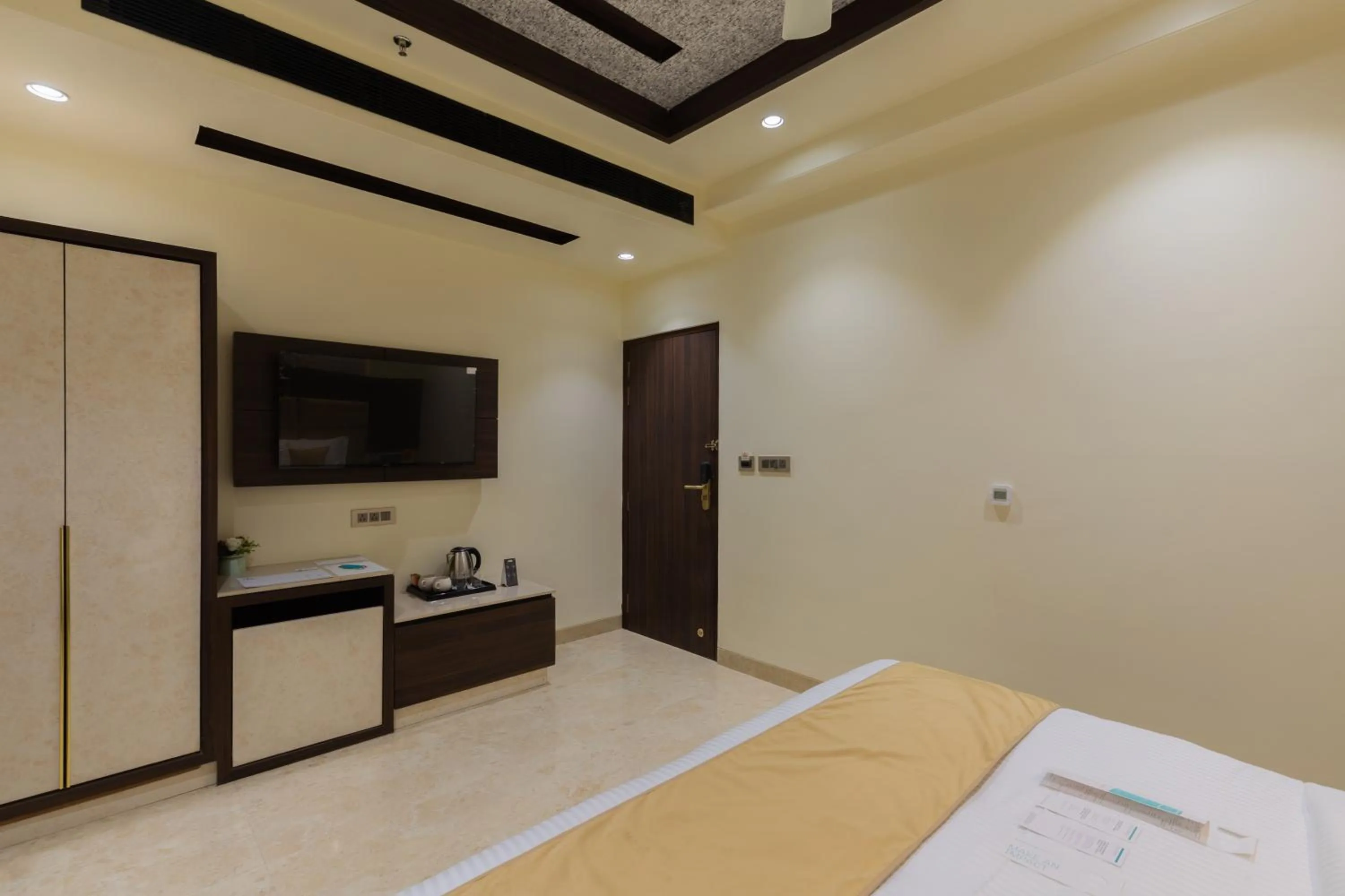 Bed in Royal Rawal - Luxury Boutique Hotel