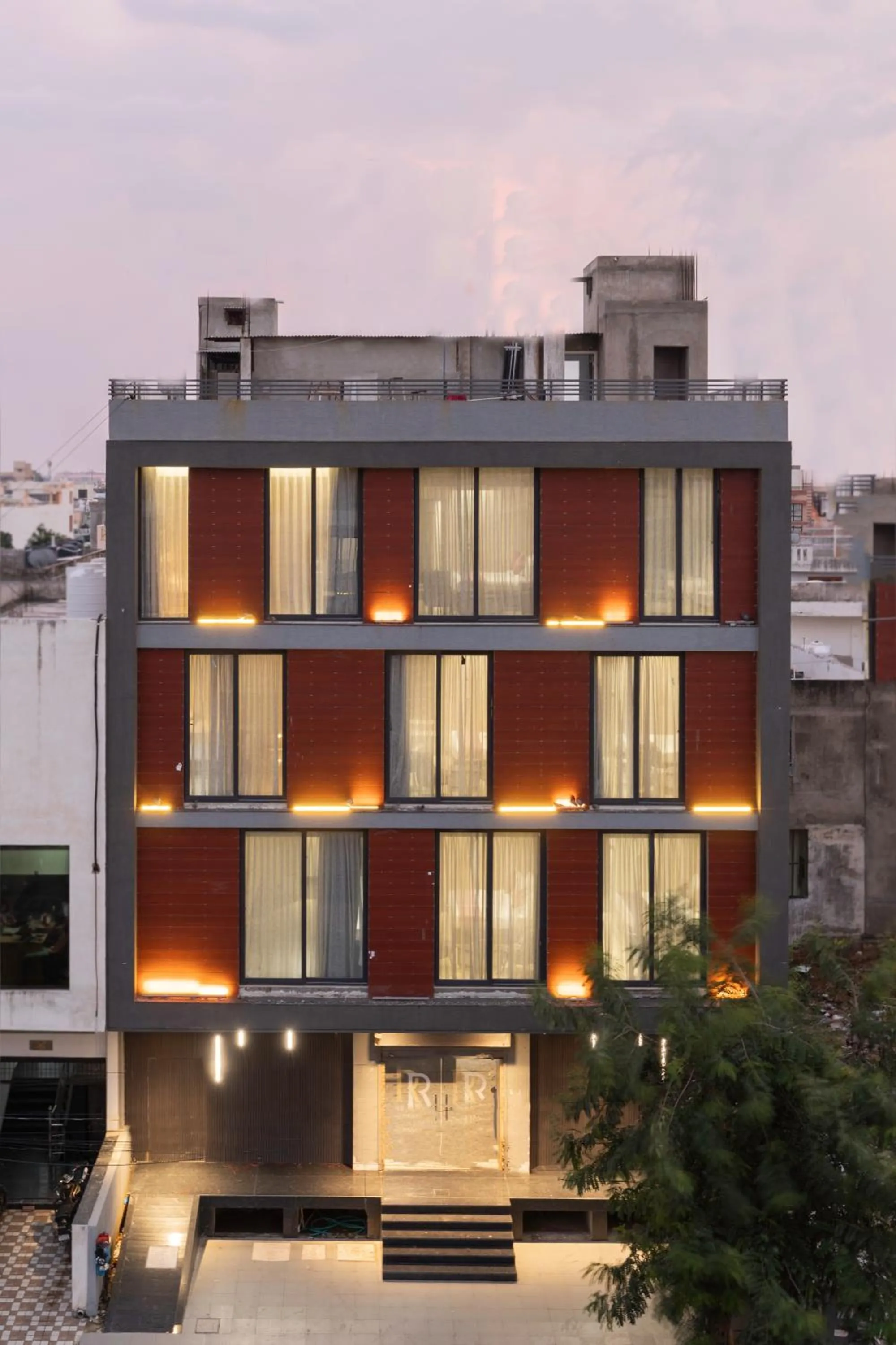 Property building in Royal Rawal - Luxury Boutique Hotel