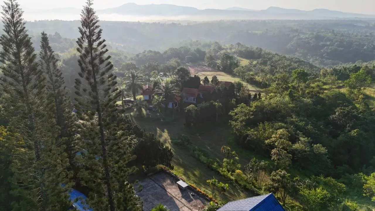 Phuphamok Valley Resort