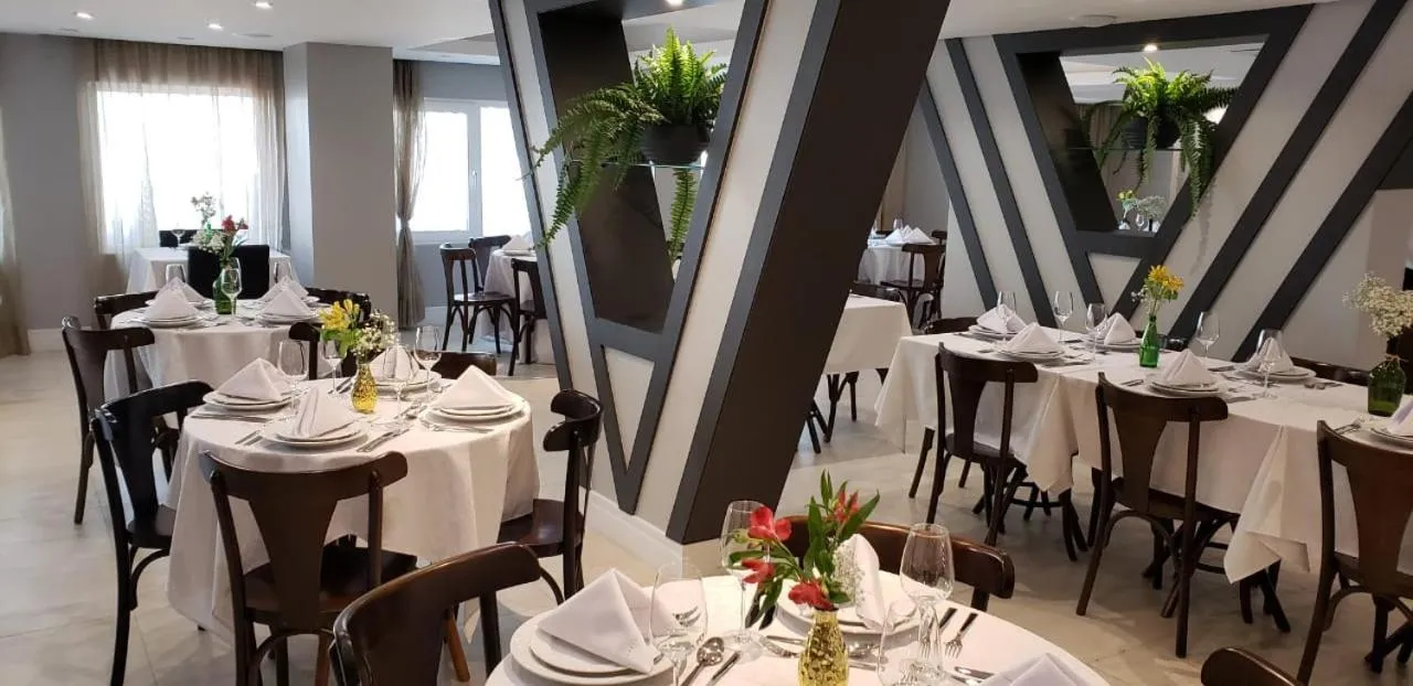 Restaurant/places to eat in Hotel Alvorada