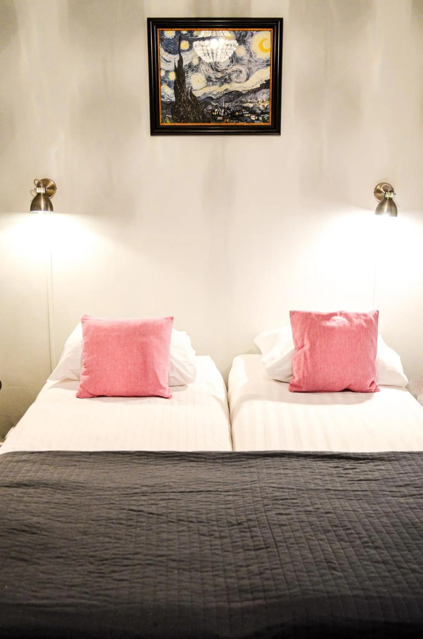 Bed in Family Hotel Kooyk