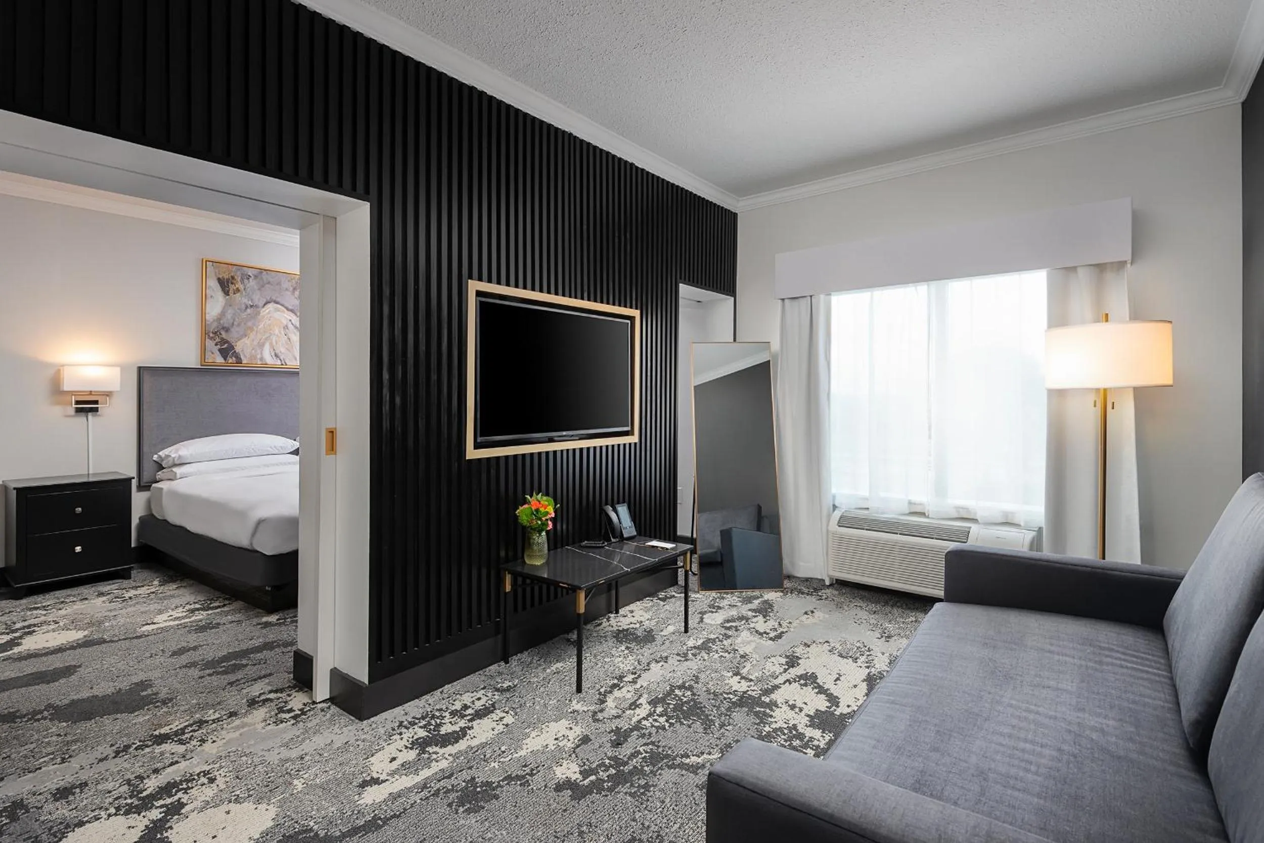 Bed in Champions Club and Hotel, Houston Westchase