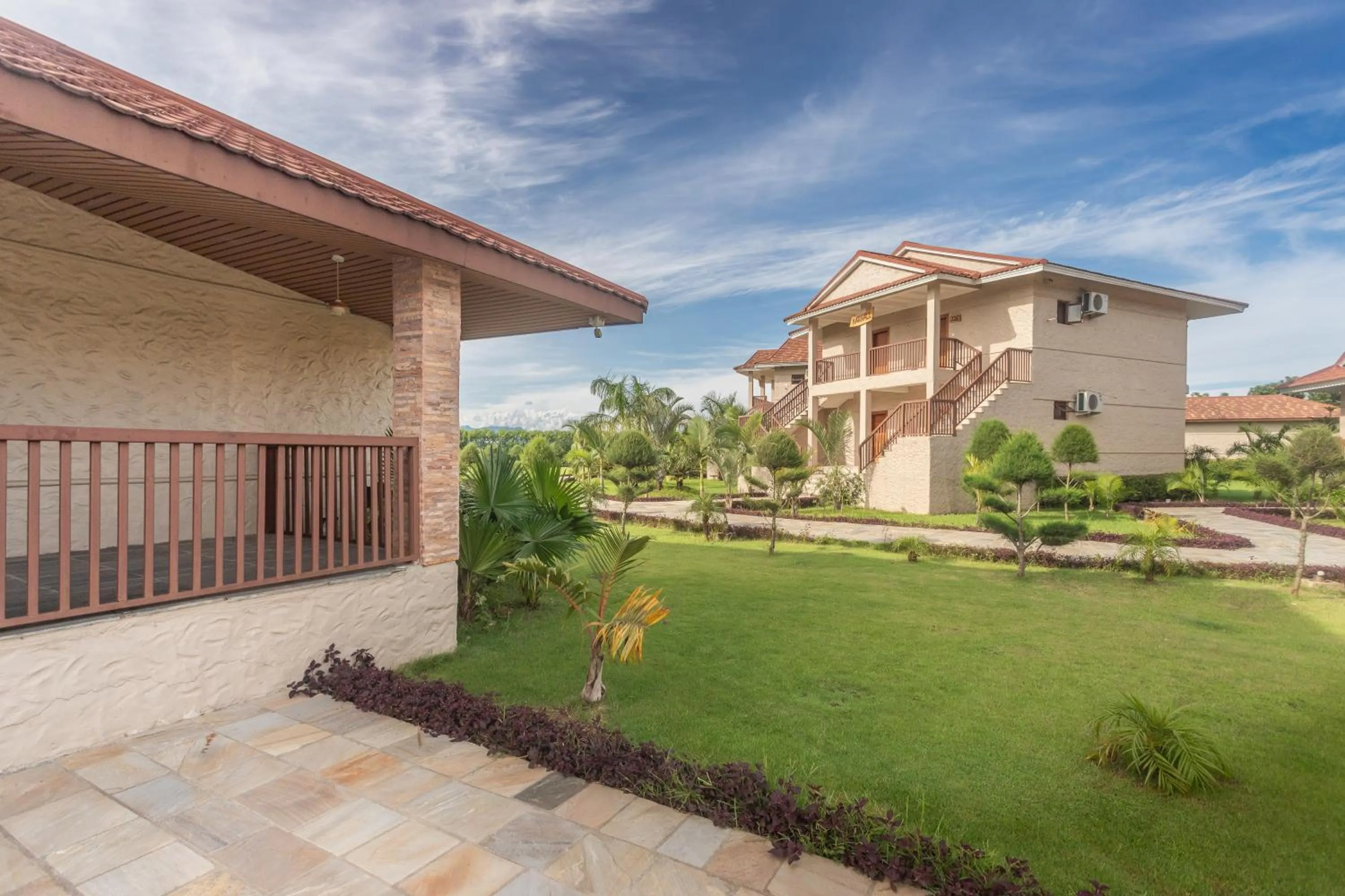 Garden in River Bank Jungle Resort, Chitwan