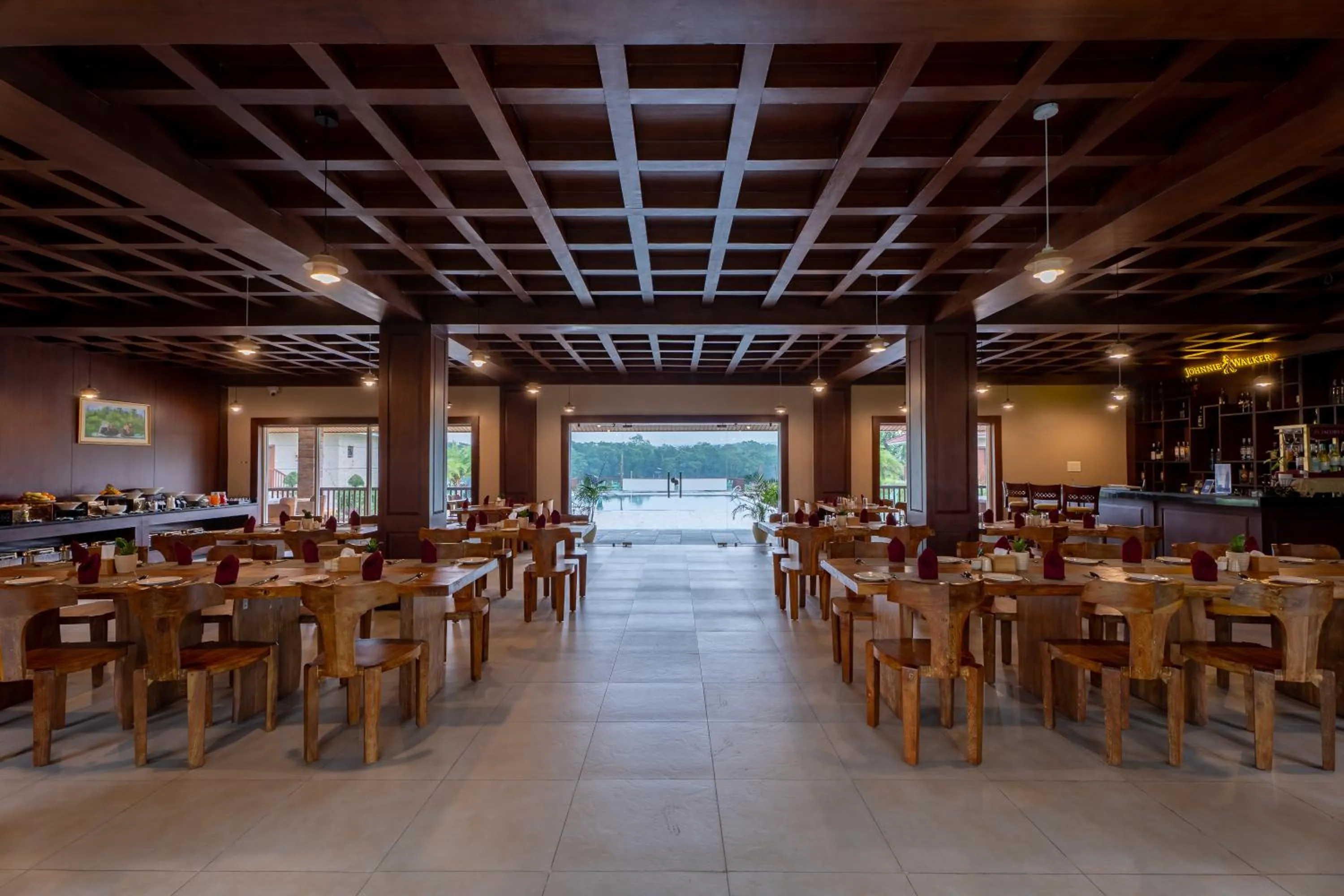 Restaurant/places to eat in River Bank Jungle Resort, Chitwan