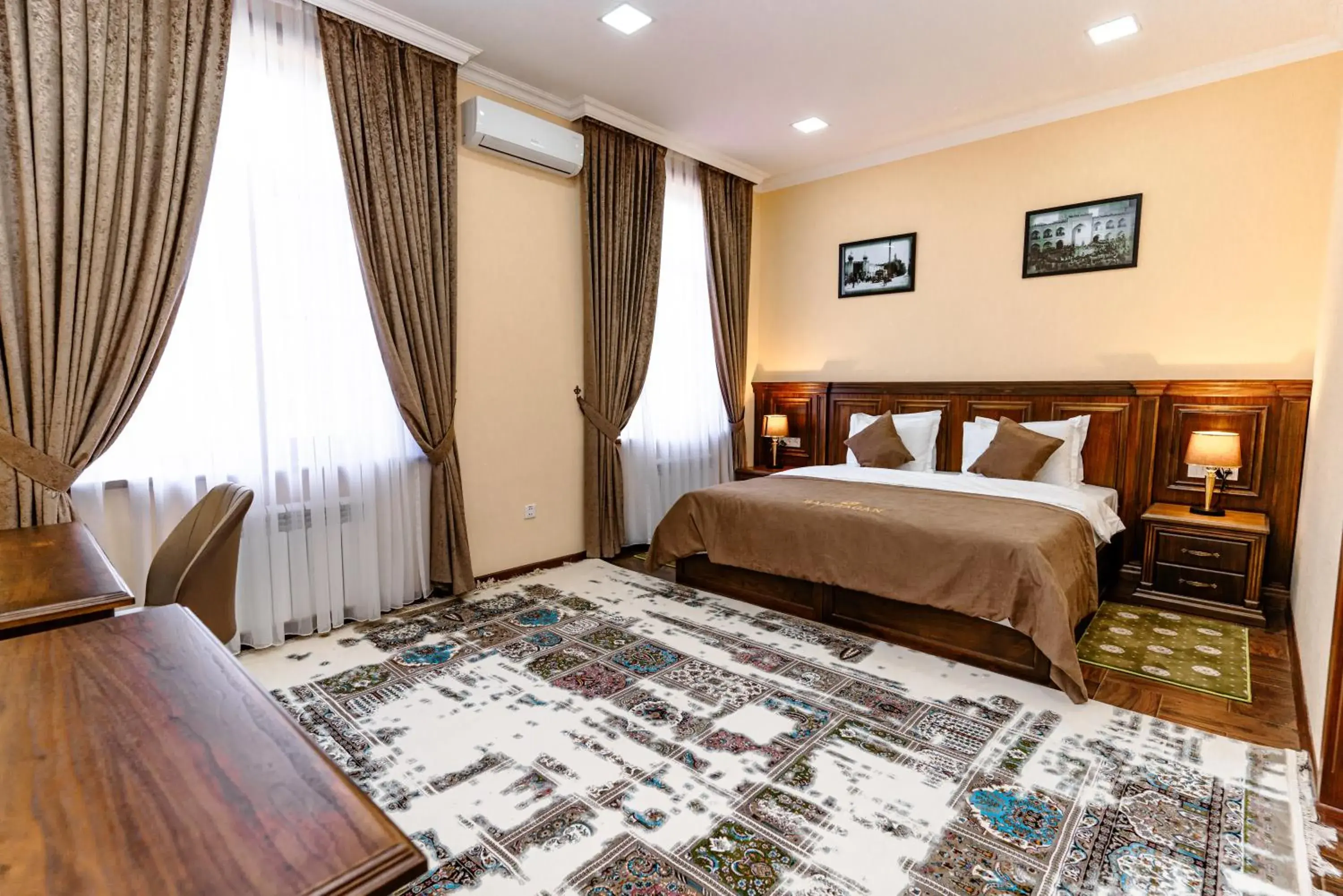 Deluxe Double Room in Bagizagan Hotel Deluxe Double Room in Bagizagan Hotel