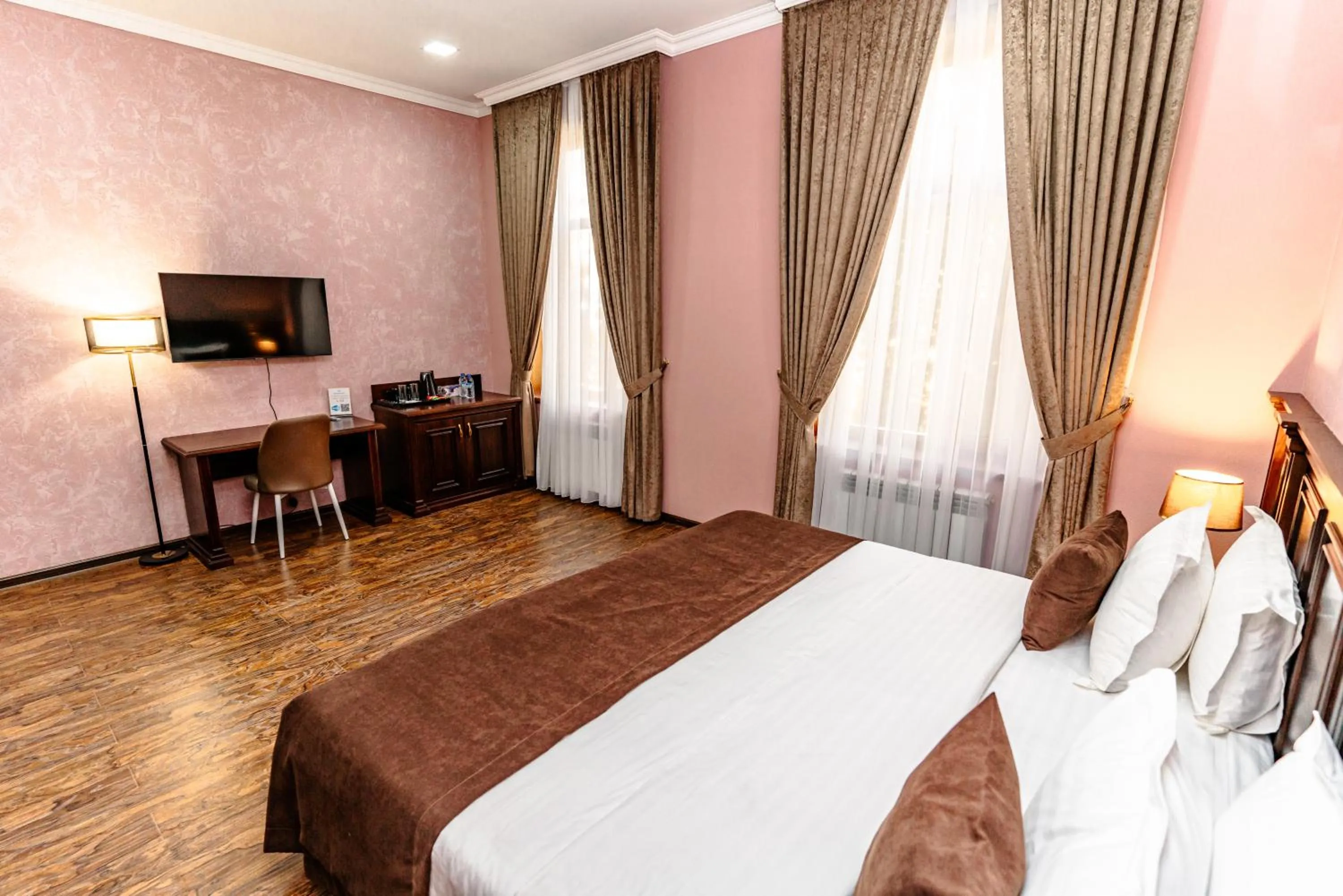 Bedroom, Bed in Bagizagan Hotel