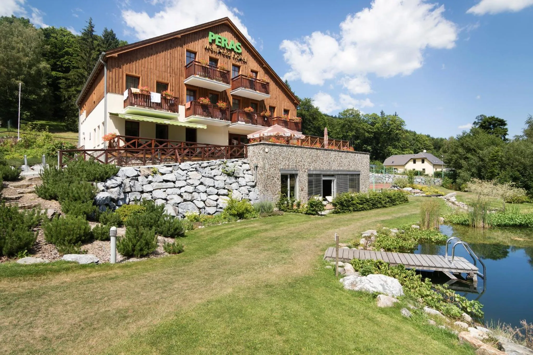 Property building in Peras Wellness Hotel