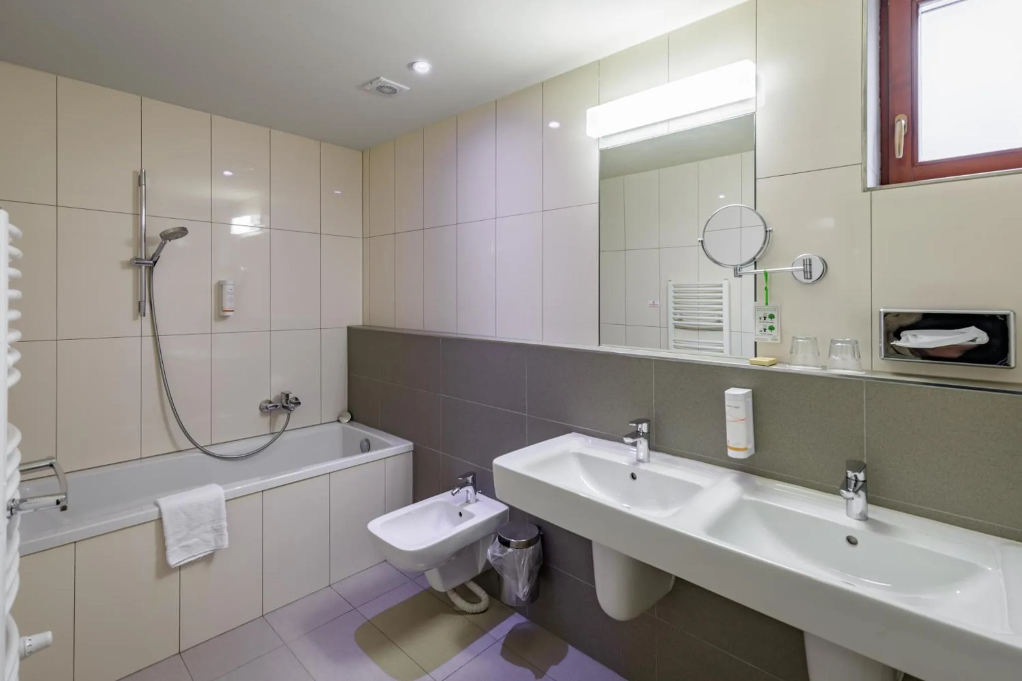 Bathroom in Peras Wellness Hotel