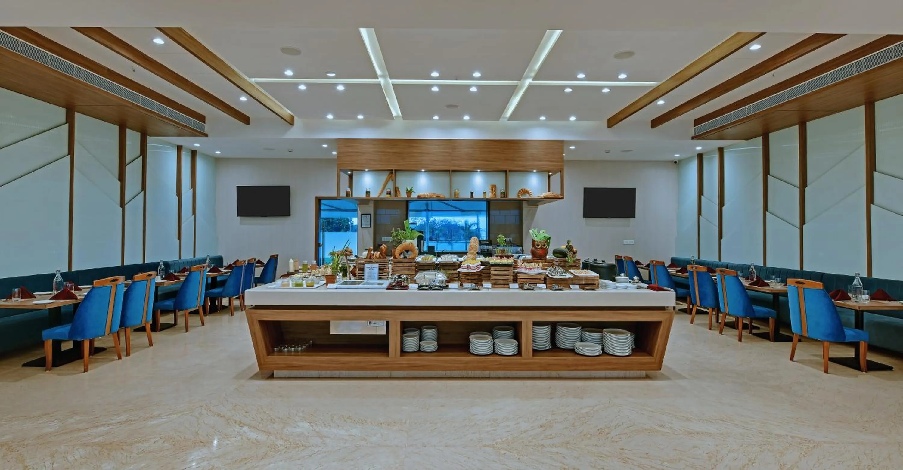 Restaurant/places to eat in The Orchid Jamnagar