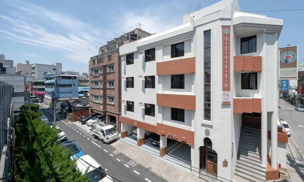Property building in Annk Hotel Daejeon Daeheung