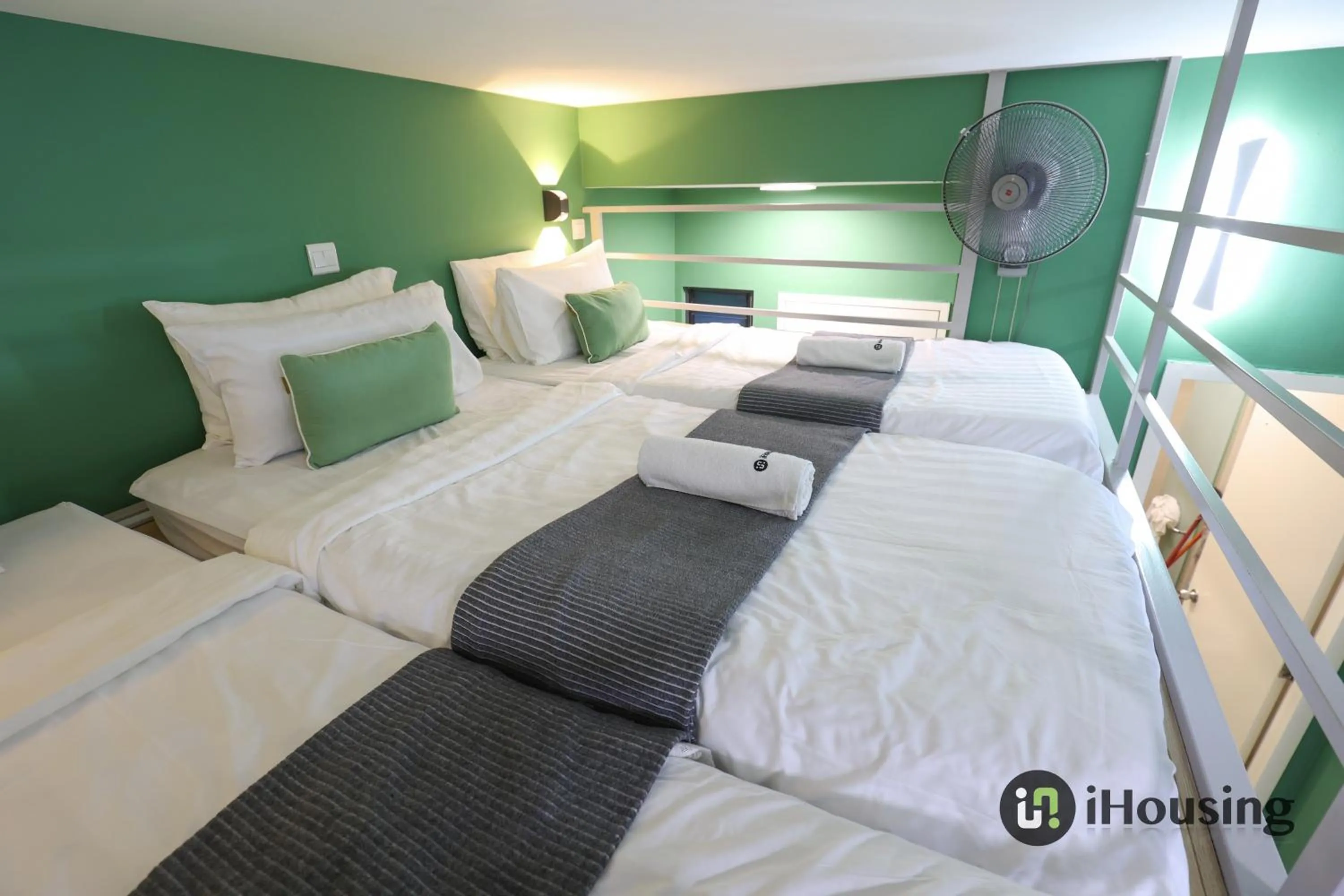 Bed in Atlantis Residence Premium By I Housing