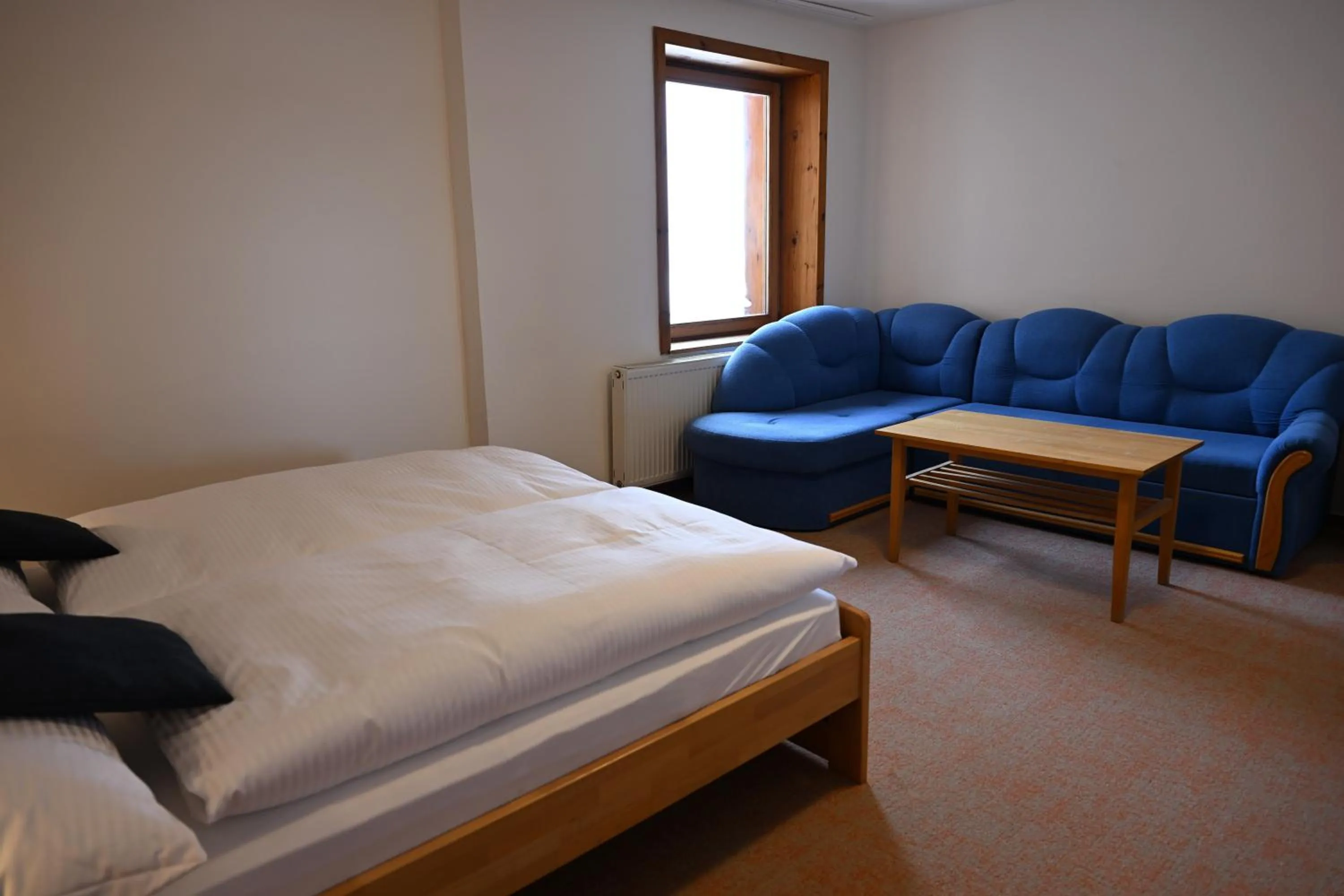 Photo of the whole room, Bed in Hotel Eufória