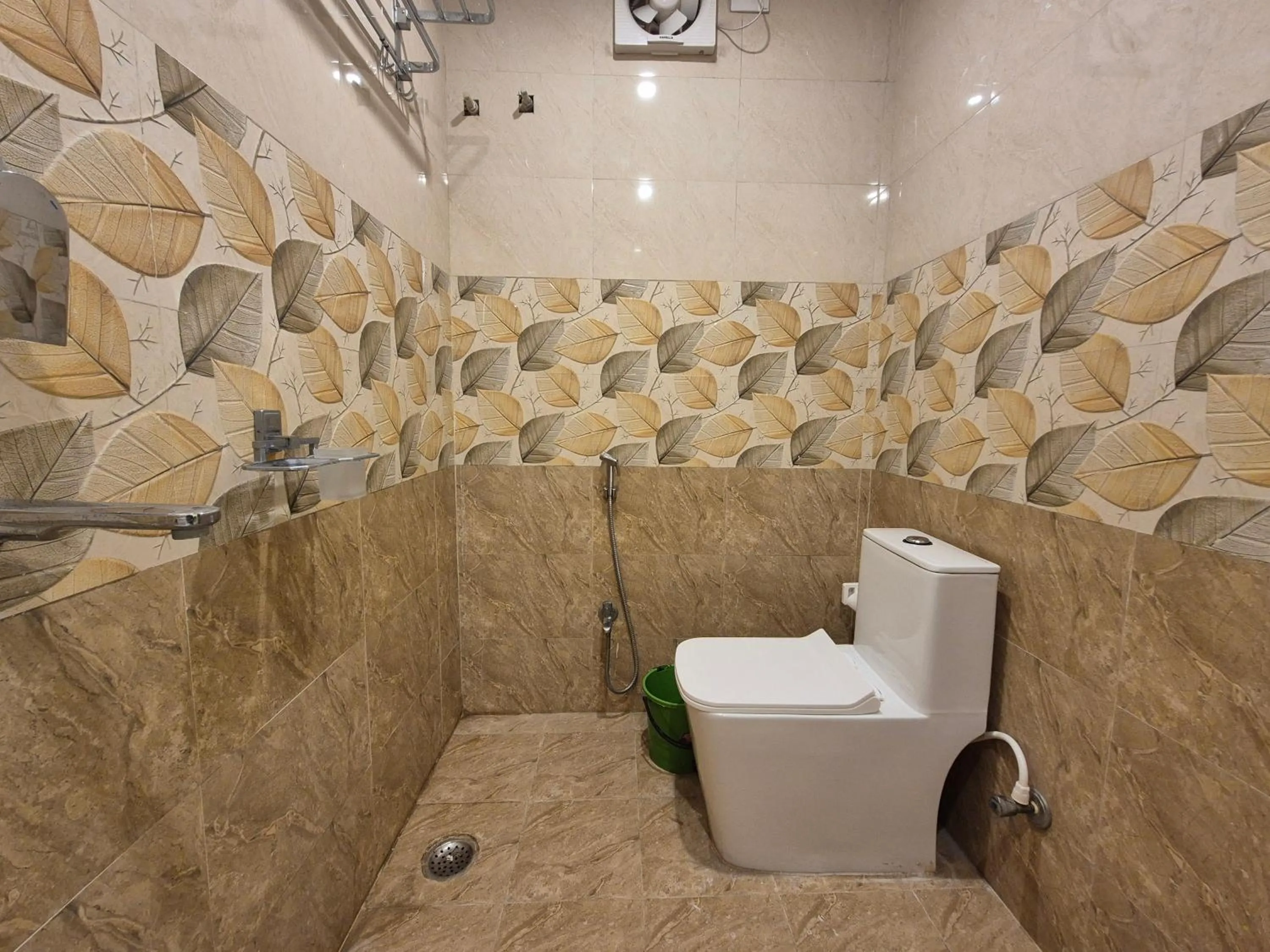 Shower in Royal View Residency