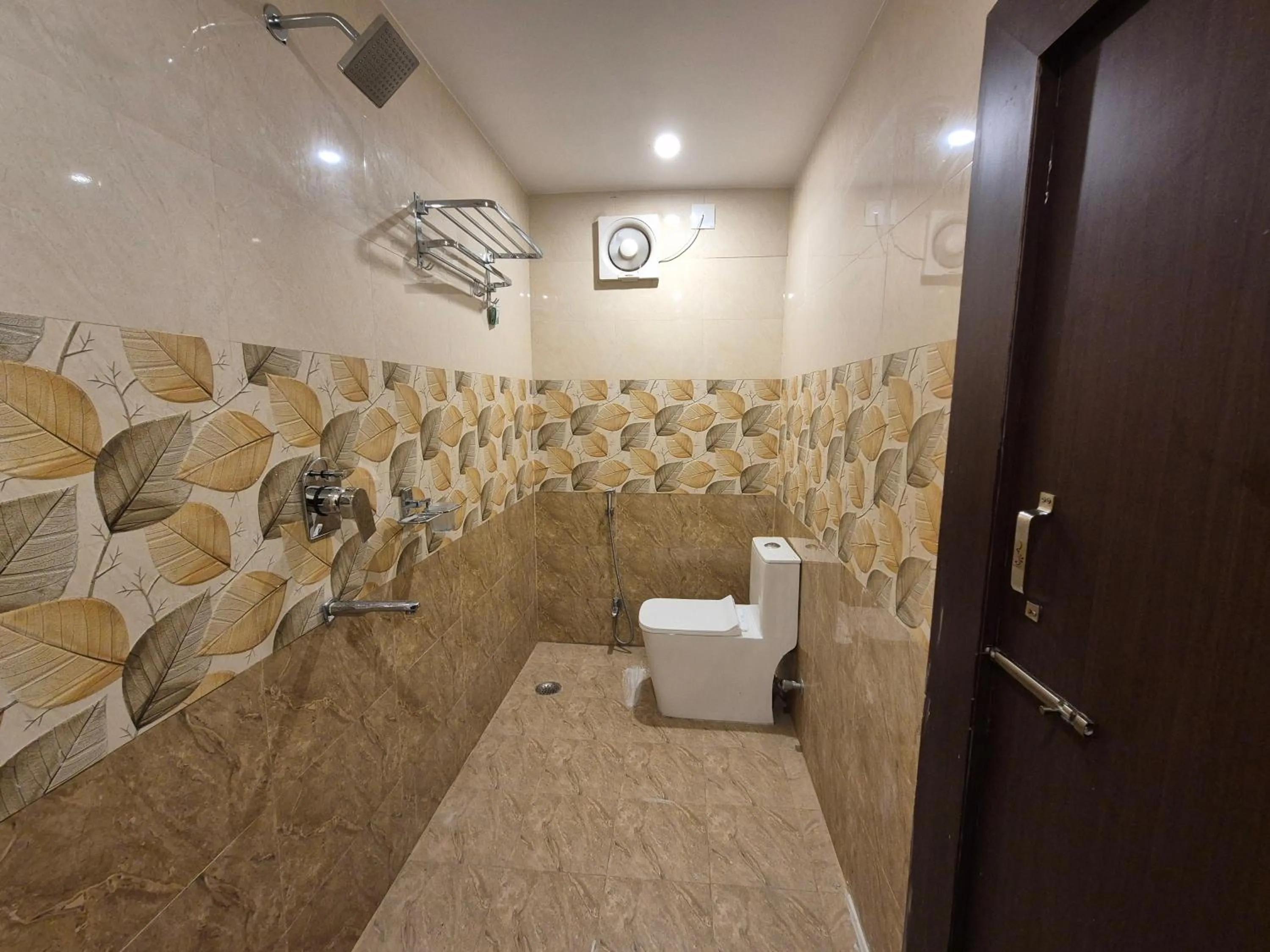 Toilet in Royal View Residency