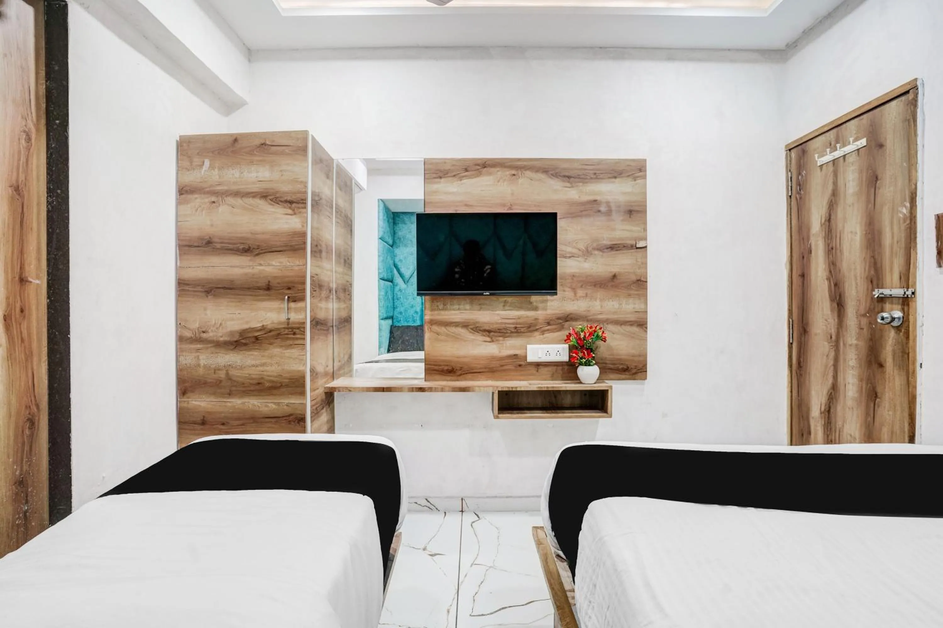 Bedroom in Super Collection O Maninagar Near Railway Station formerly A1 Residency