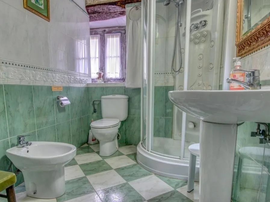 Bathroom in Casona Dos Lagos