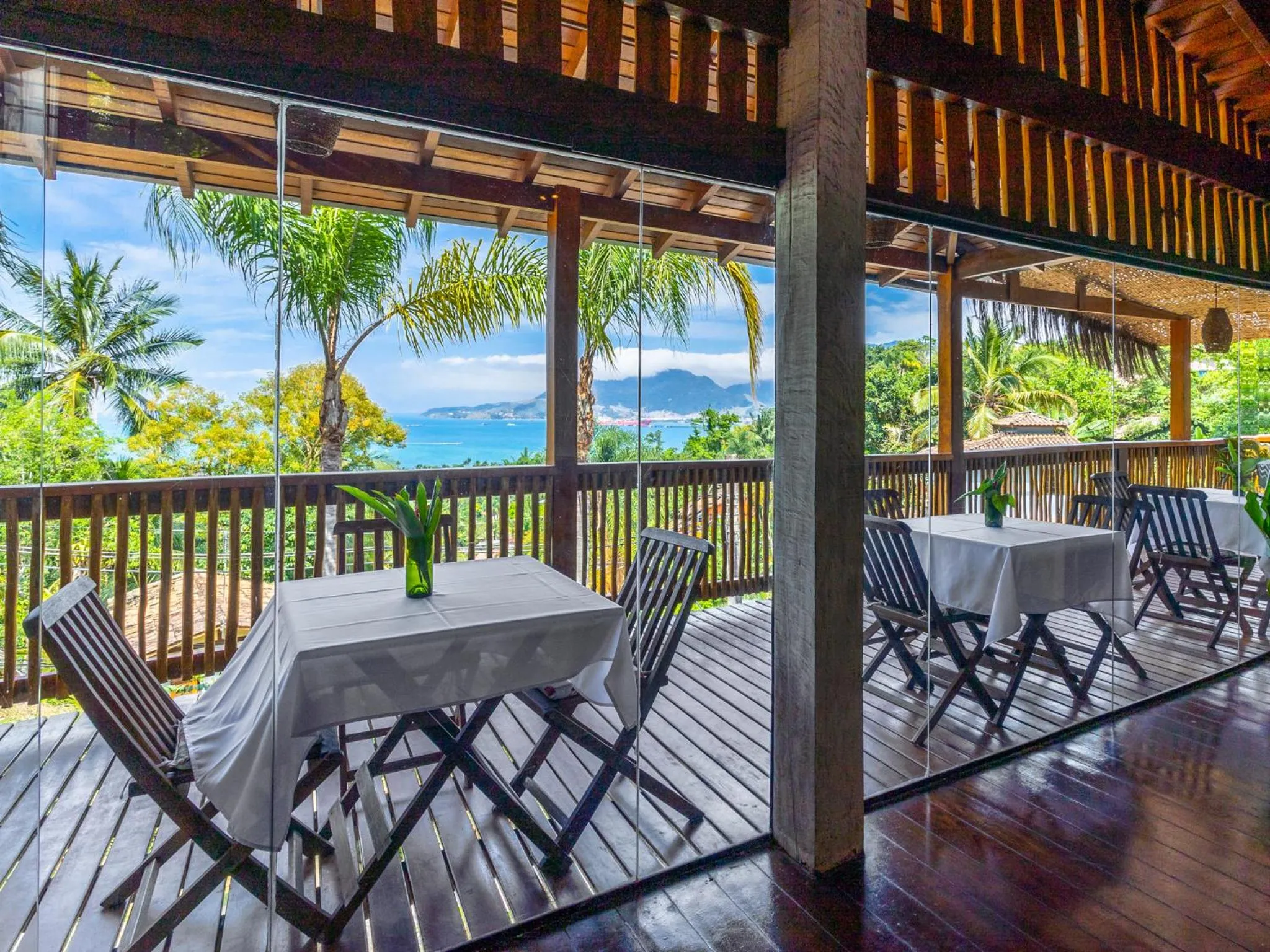 Restaurant/places to eat in Eco Baepi Residence