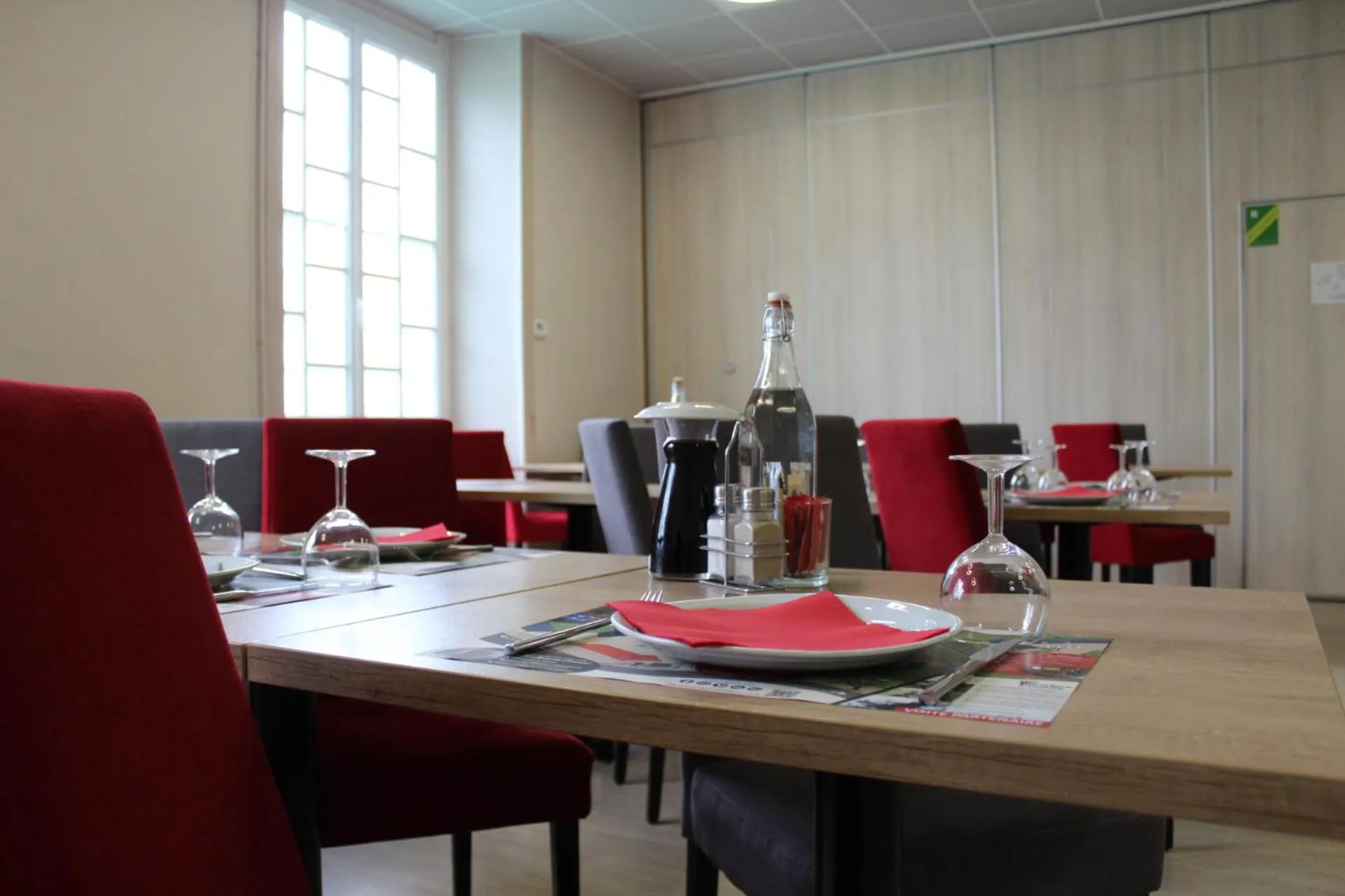 Restaurant/places to eat in Le grand couvent de Gramat