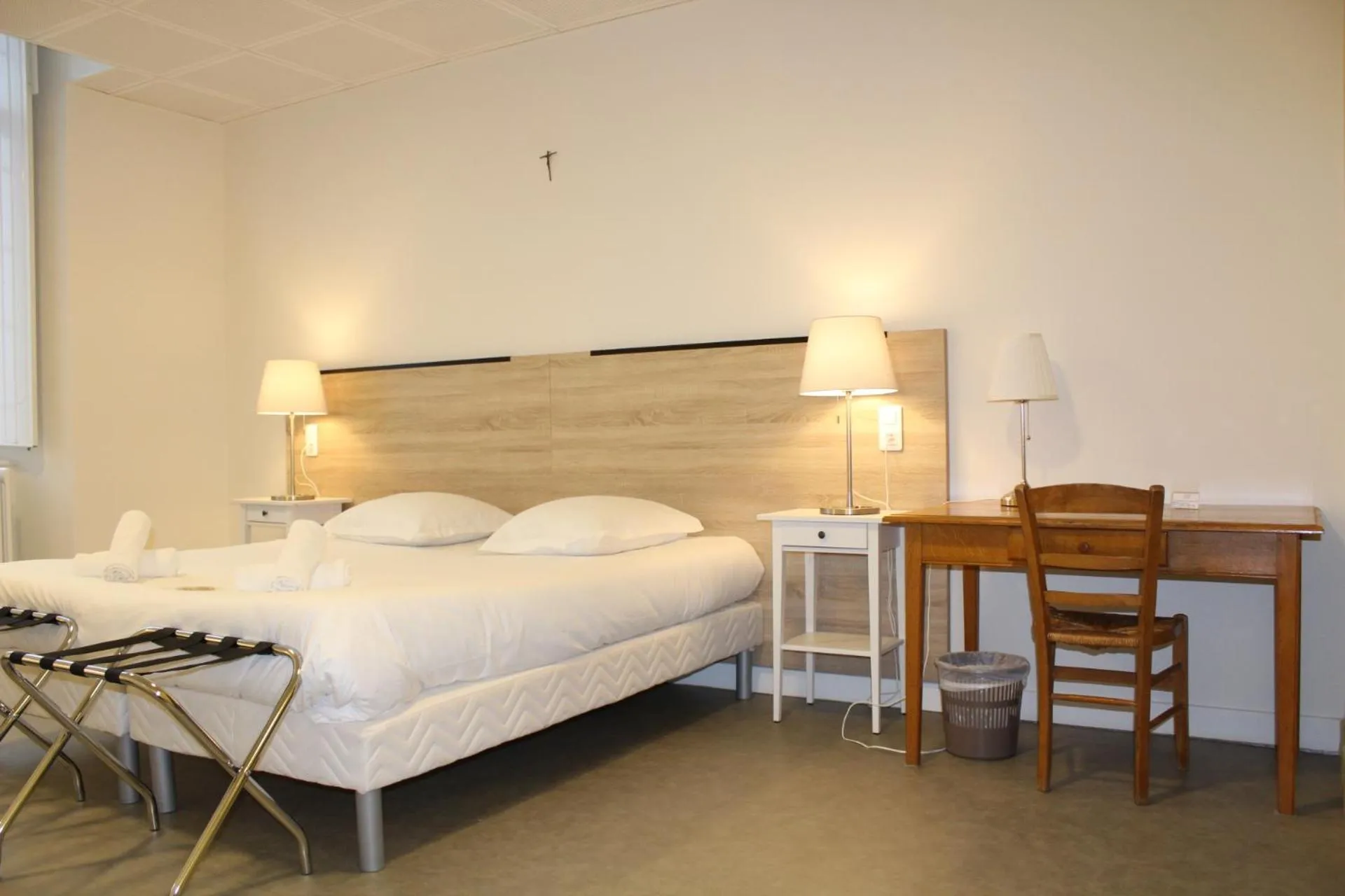 Bed in Le grand couvent de Gramat