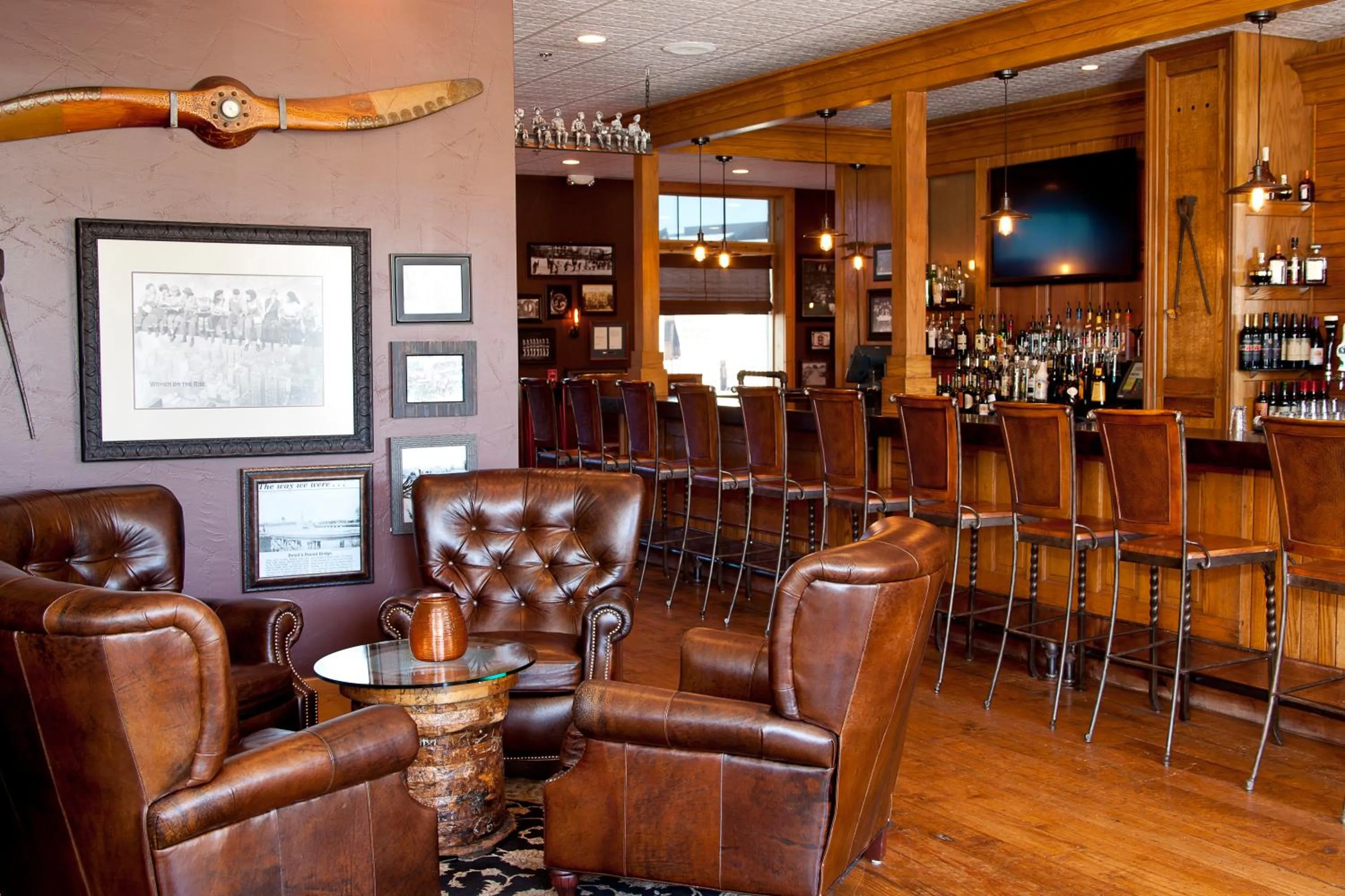 Lounge or bar in Ironworks Hotel