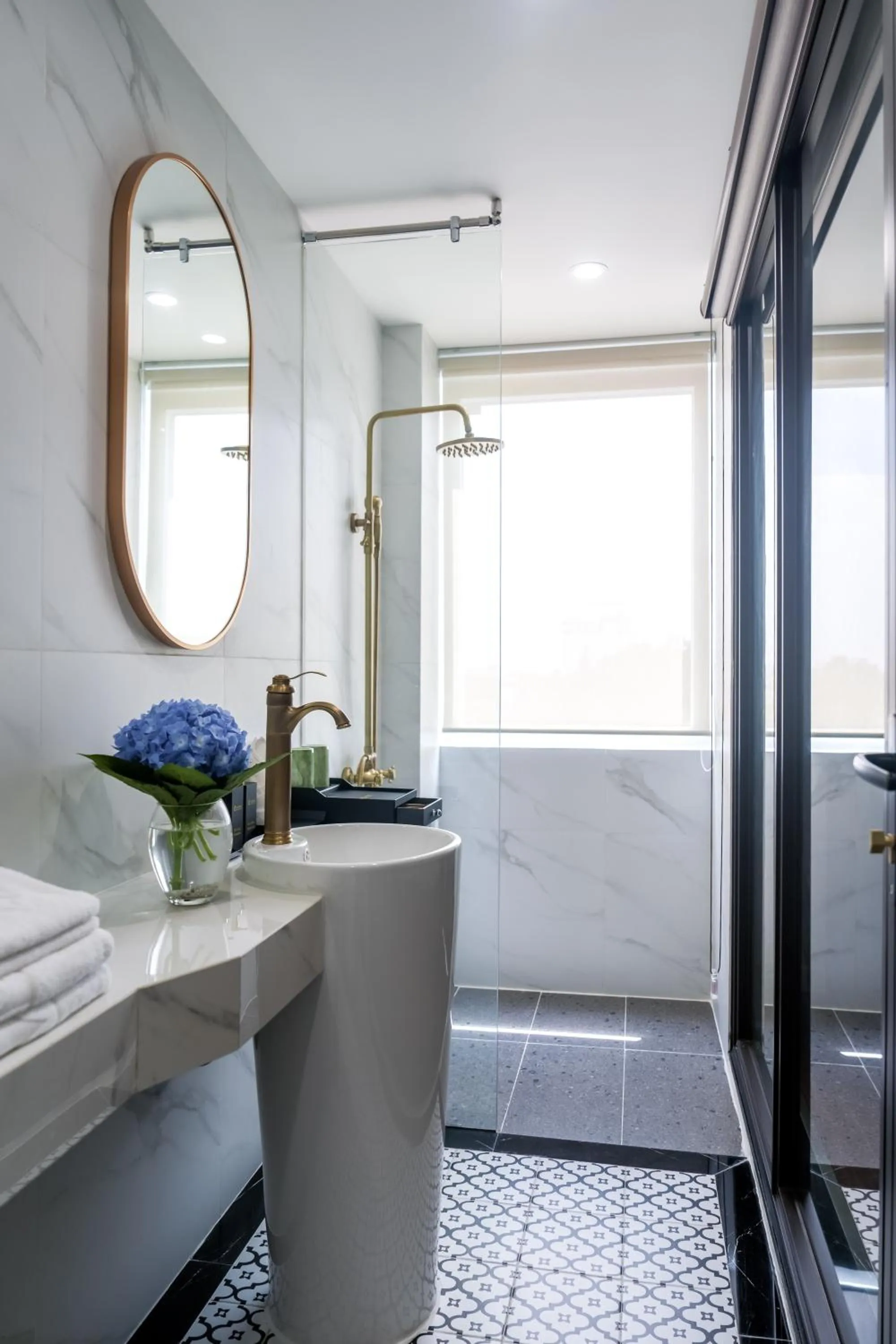 Bathroom in Lestar Hotel Hanoi