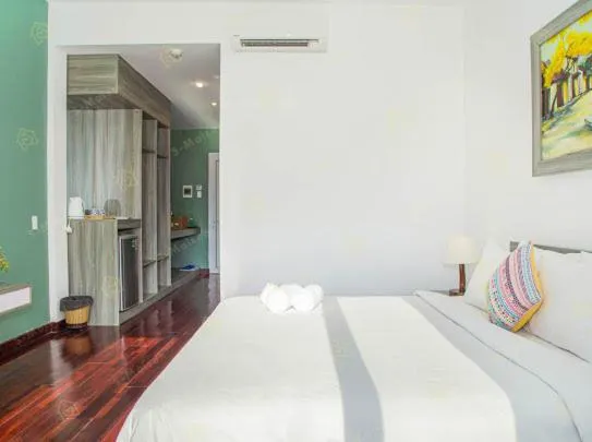 Bed in Ylang Garden Villa