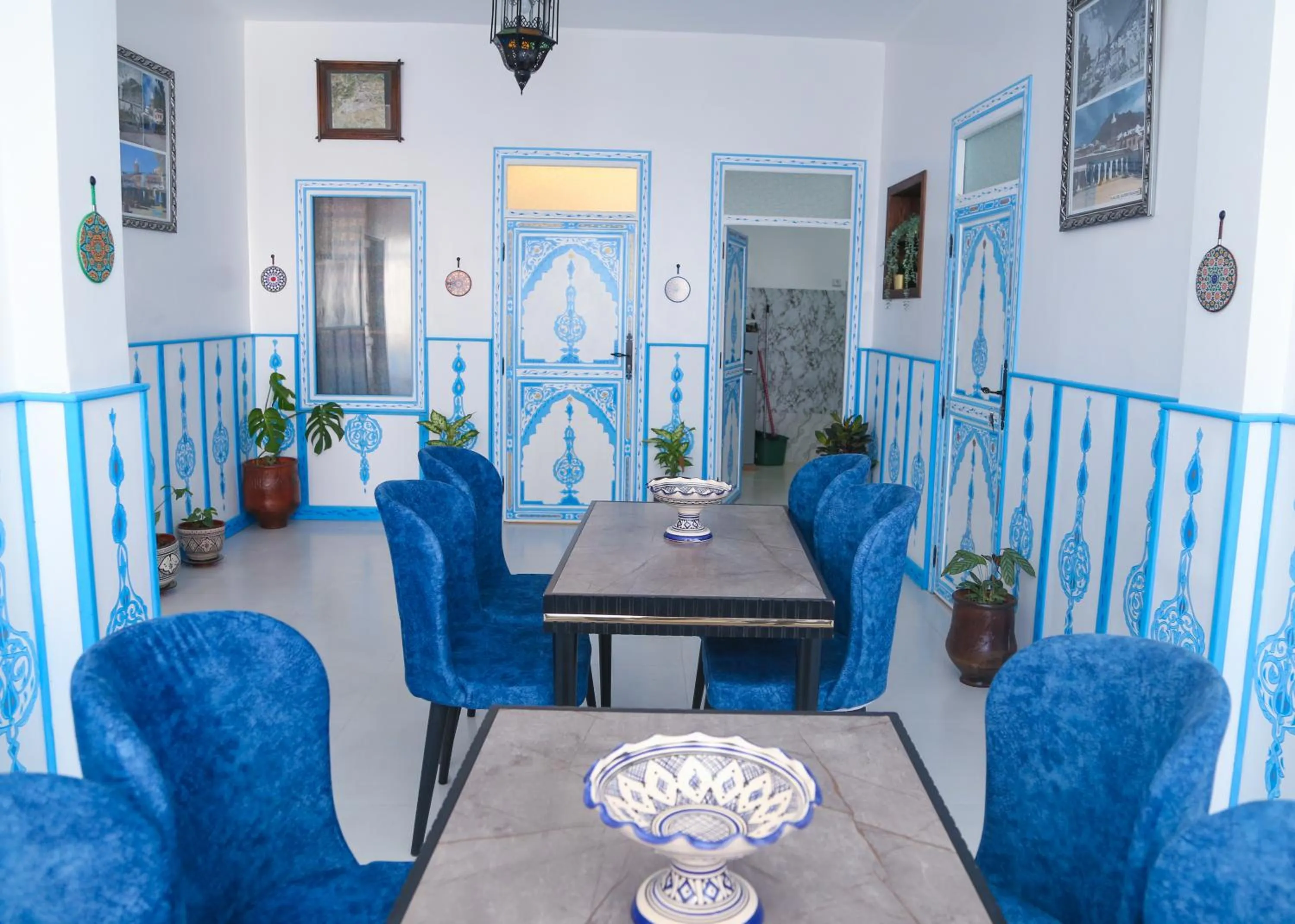 Communal lounge/ TV room in CASA BLUE PEARL