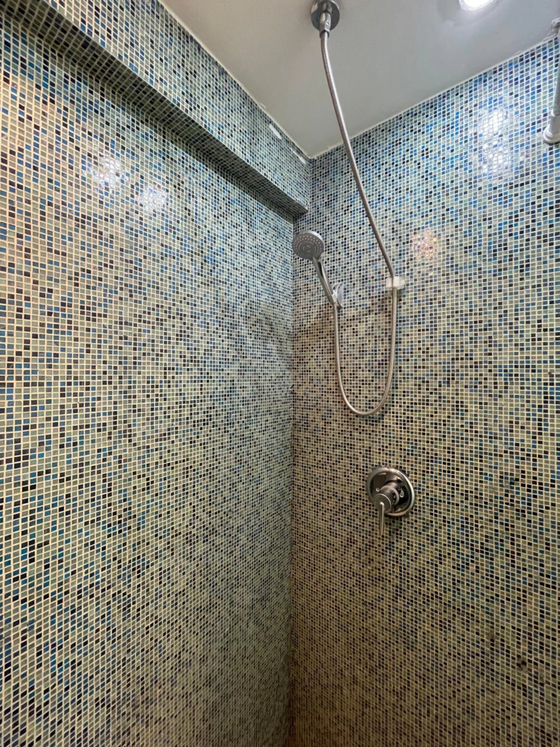 Shower in Beijing Haisheng Apartment