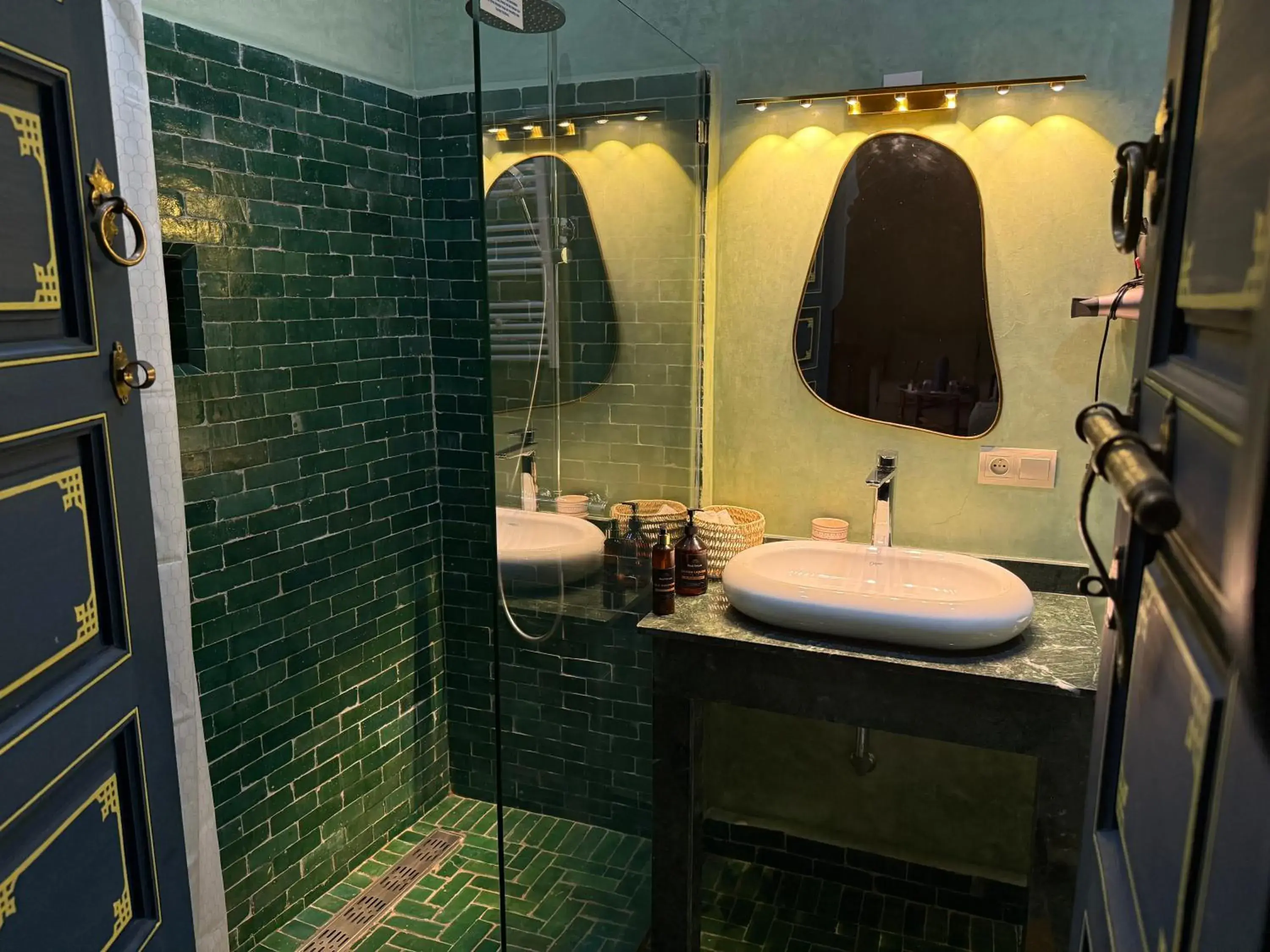 Deluxe Suite in Riad Atrium & Spa Deluxe Suite in Riad Atrium & Spa