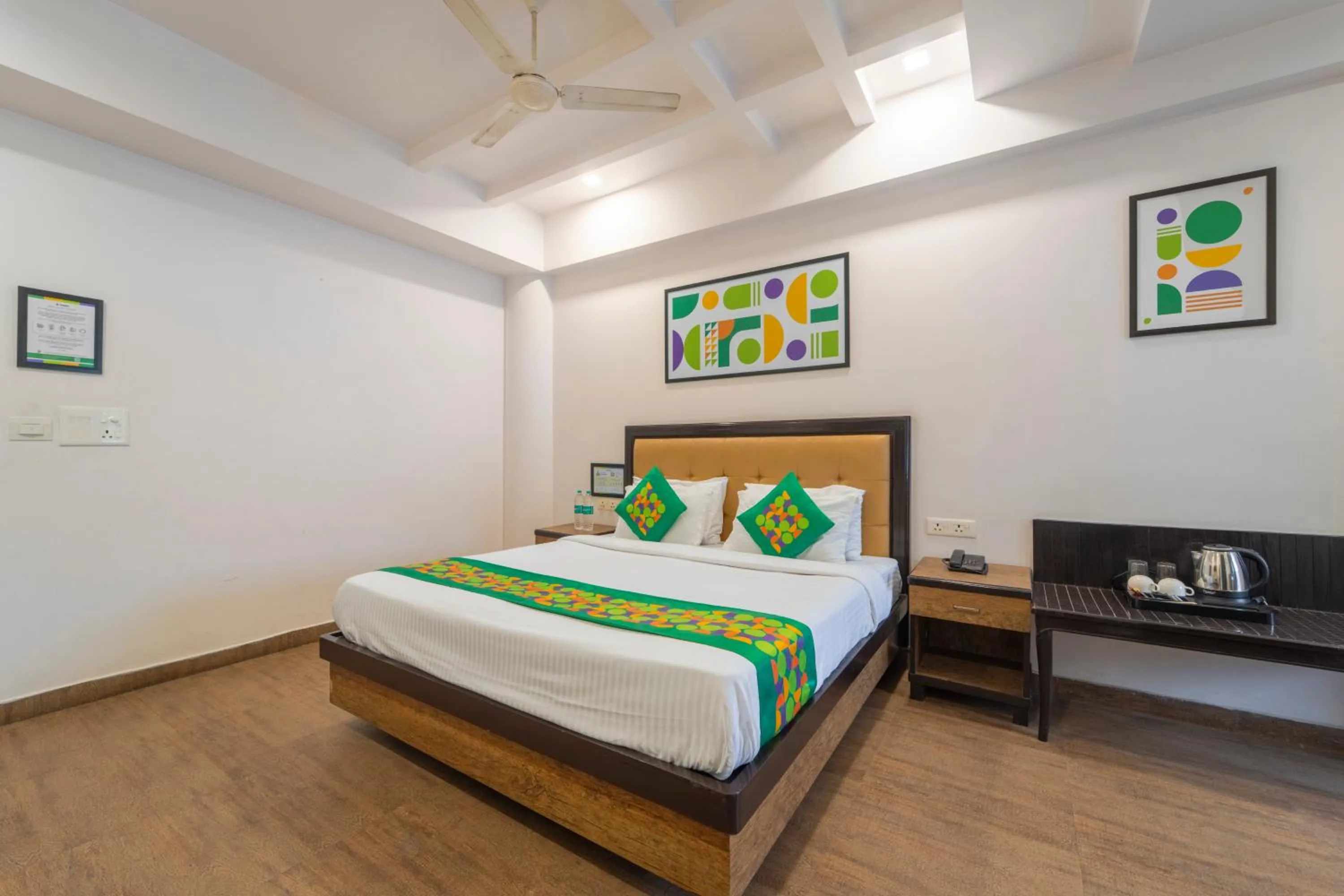 Bedroom, Bed in Treebo Shivam Inn Near Singapore Mall