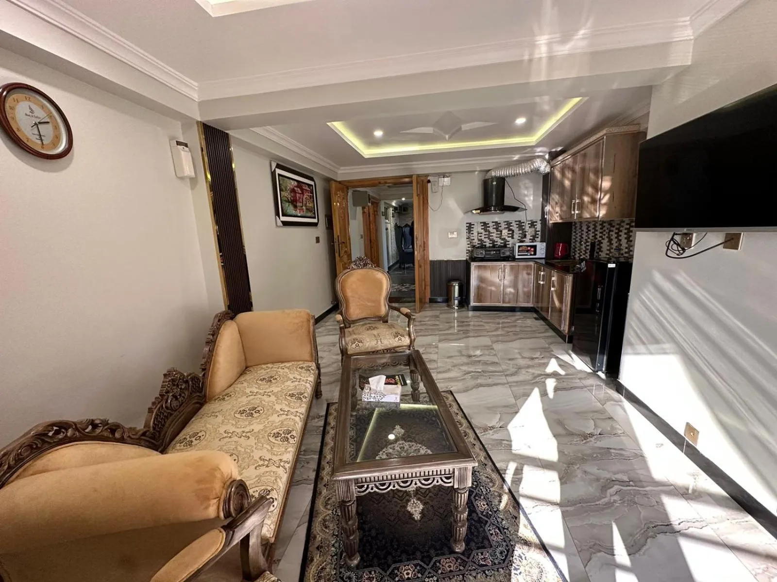 TV and multimedia in Burj A Zafar