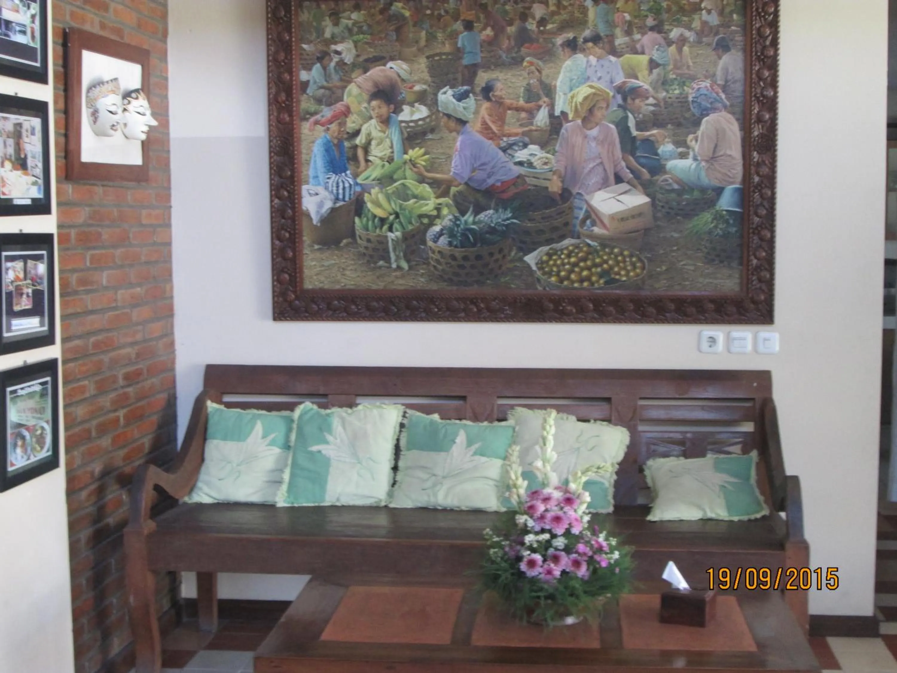 Communal lounge/ TV room in Tetirah Boutique Hotel Salatiga