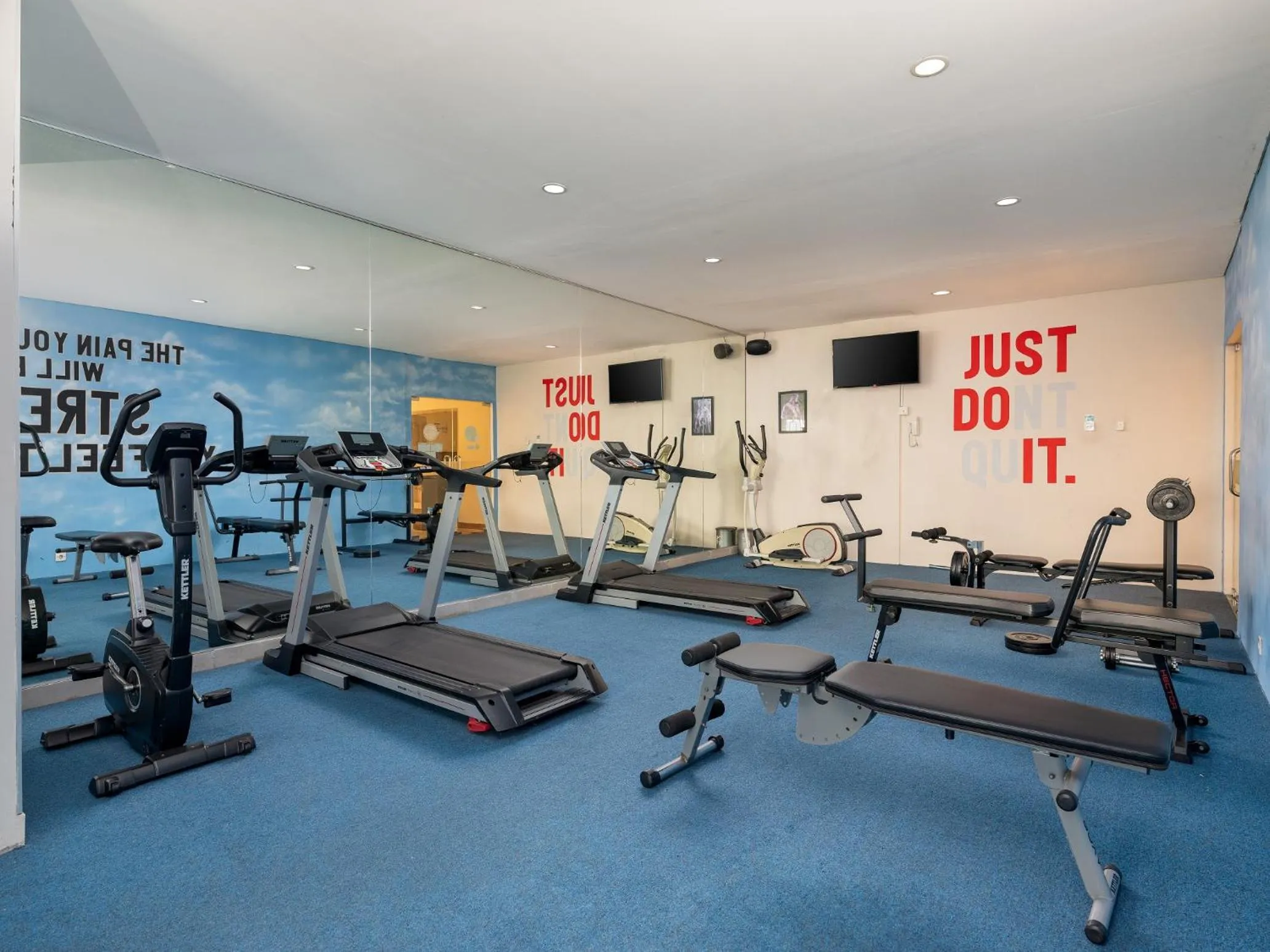 Fitness centre/facilities in Aston Solo Hotel