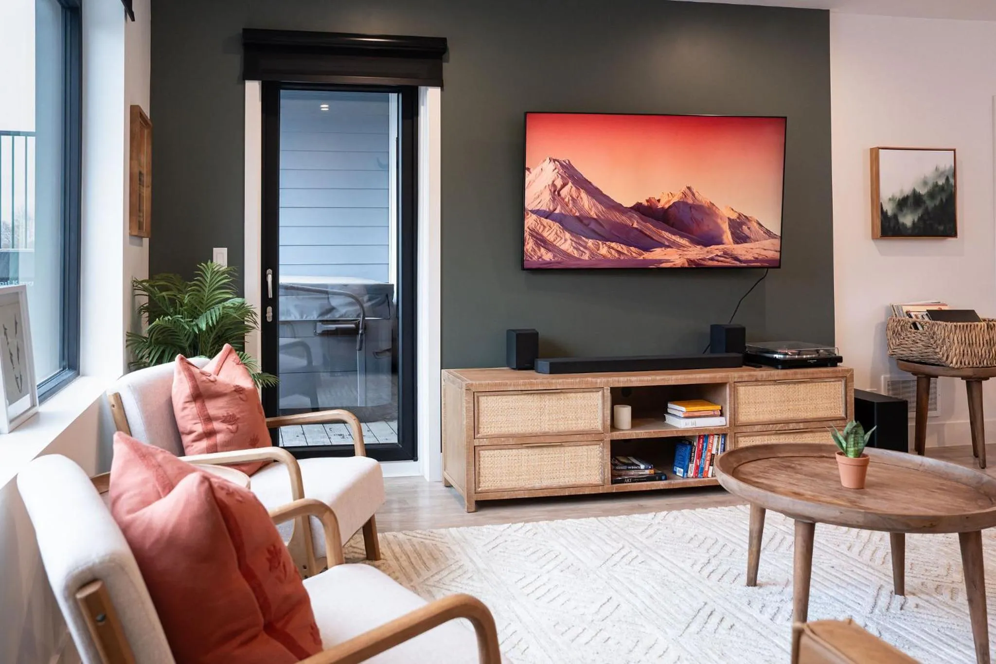 Hemlock Hangout by Revelstoke Vacations