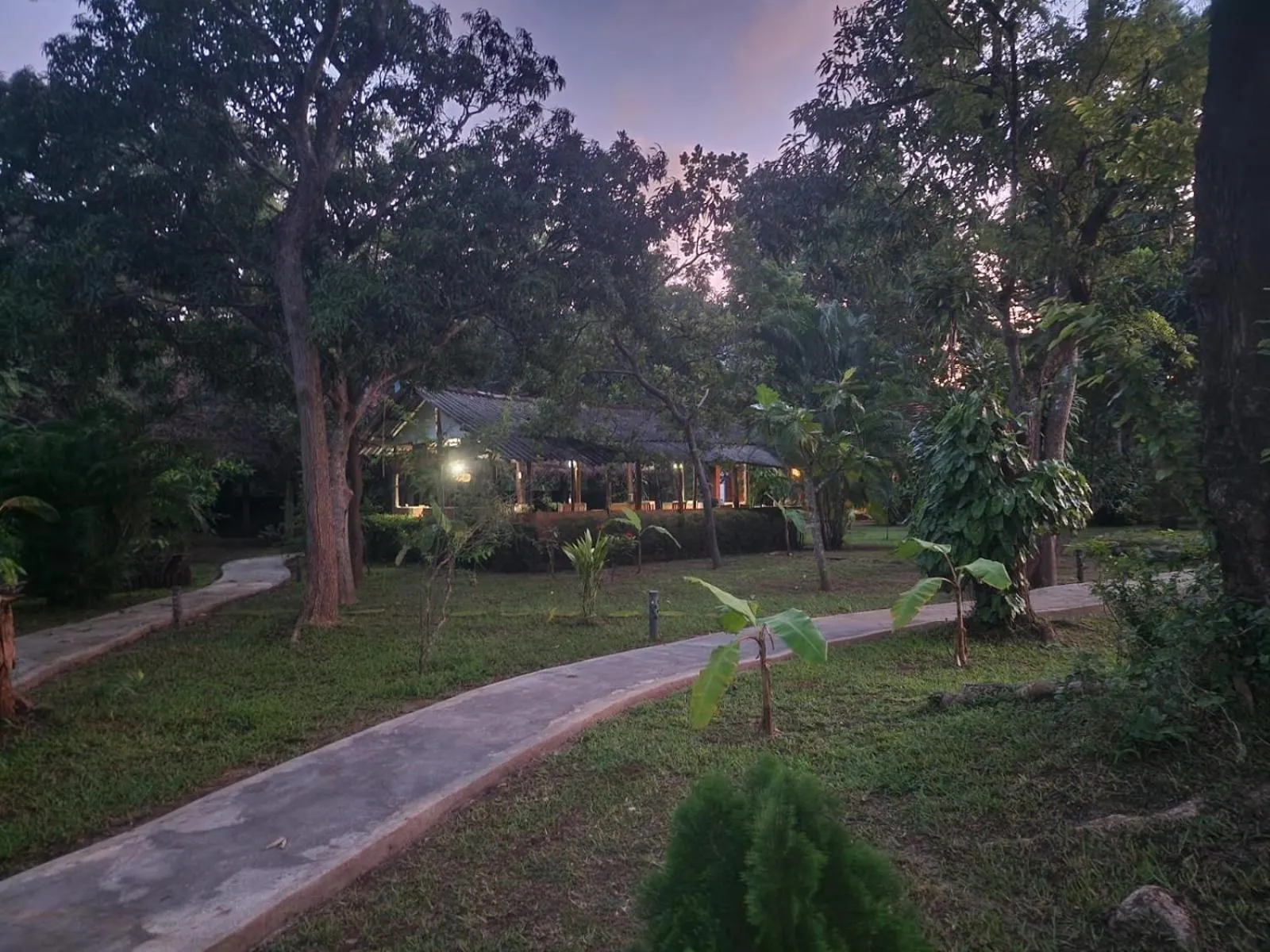 Natural landscape in Sigiriya Cottage