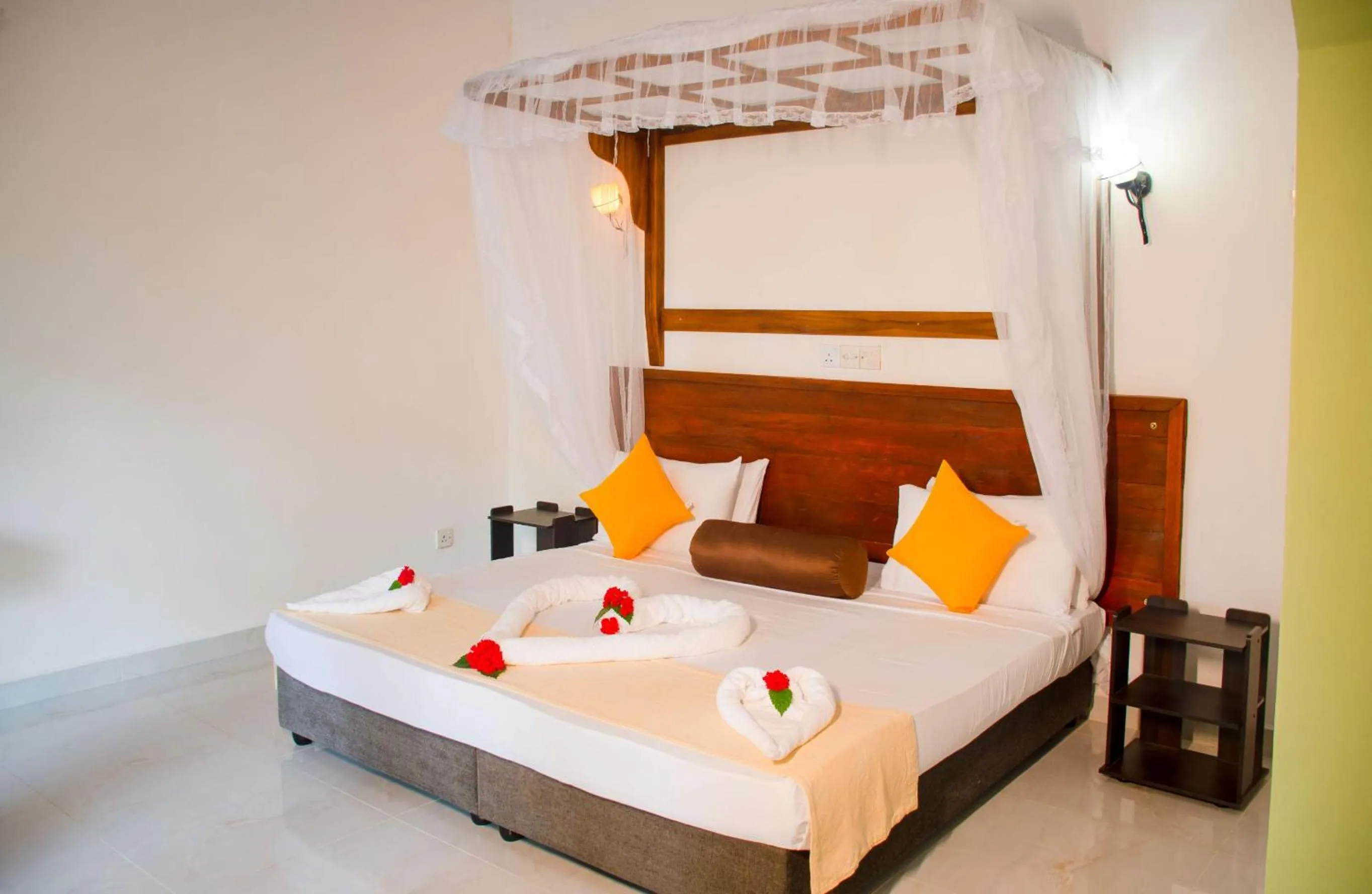 Bed in Sigiriya Cottage
