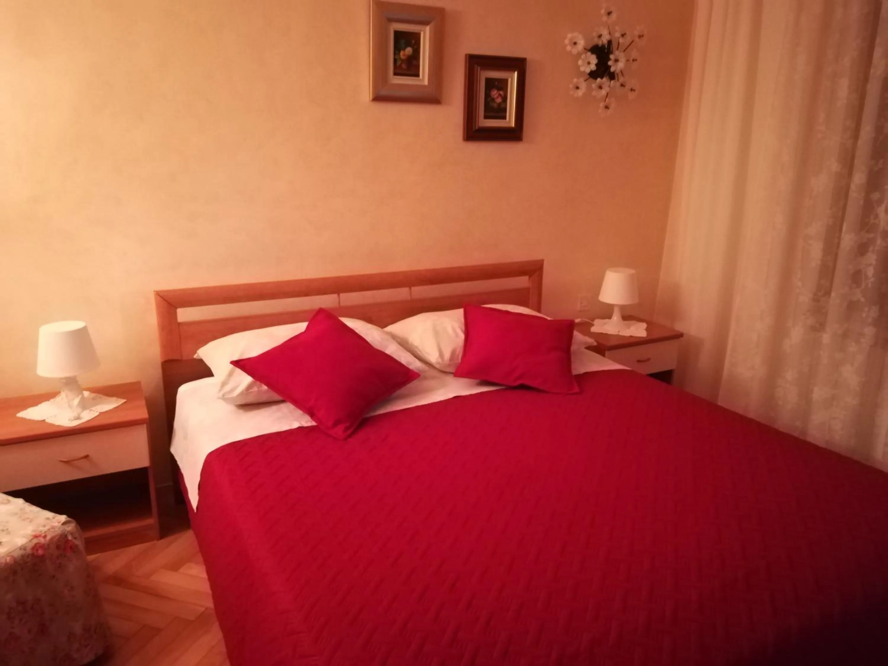 Bed in Apartmani Villa Otilija
