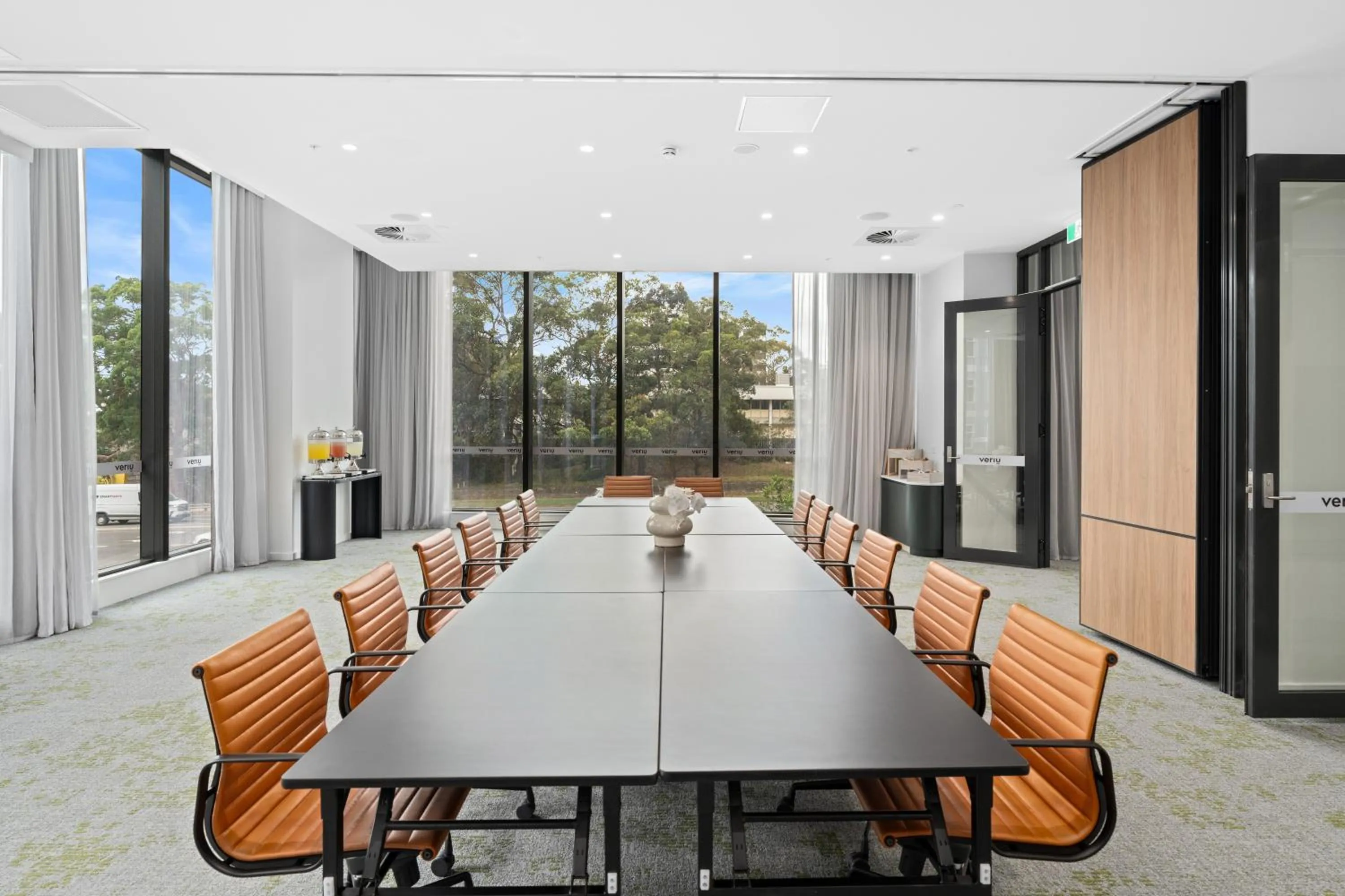 Meeting/conference room in Veriu Macquarie Park