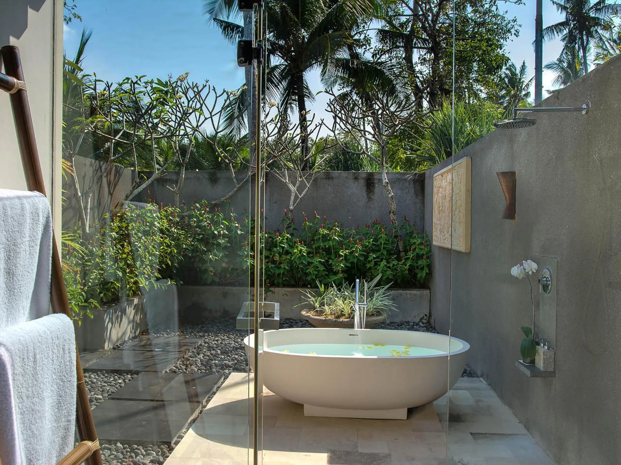 Bathroom in Seseh Beach Villas