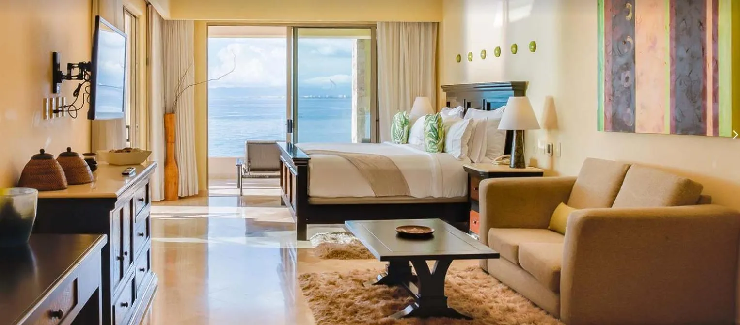 Bedroom, Bed in GARZA BLANCA PRESERVE RESORT & SPA