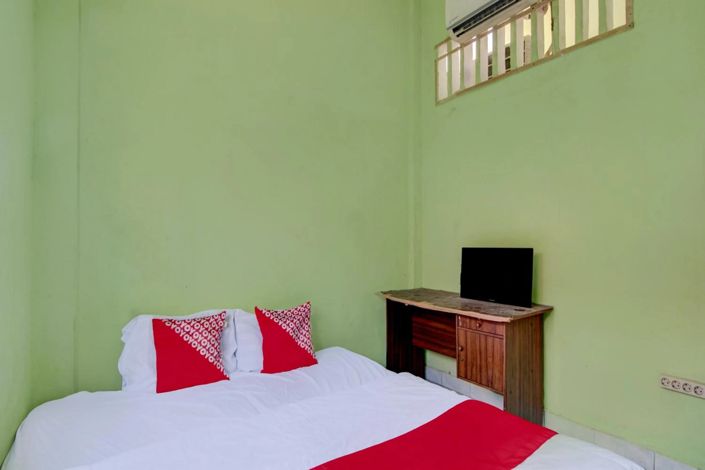 Bedroom, Bed in Hotel O Angsana Aglow Homestay Near Taman Angsana