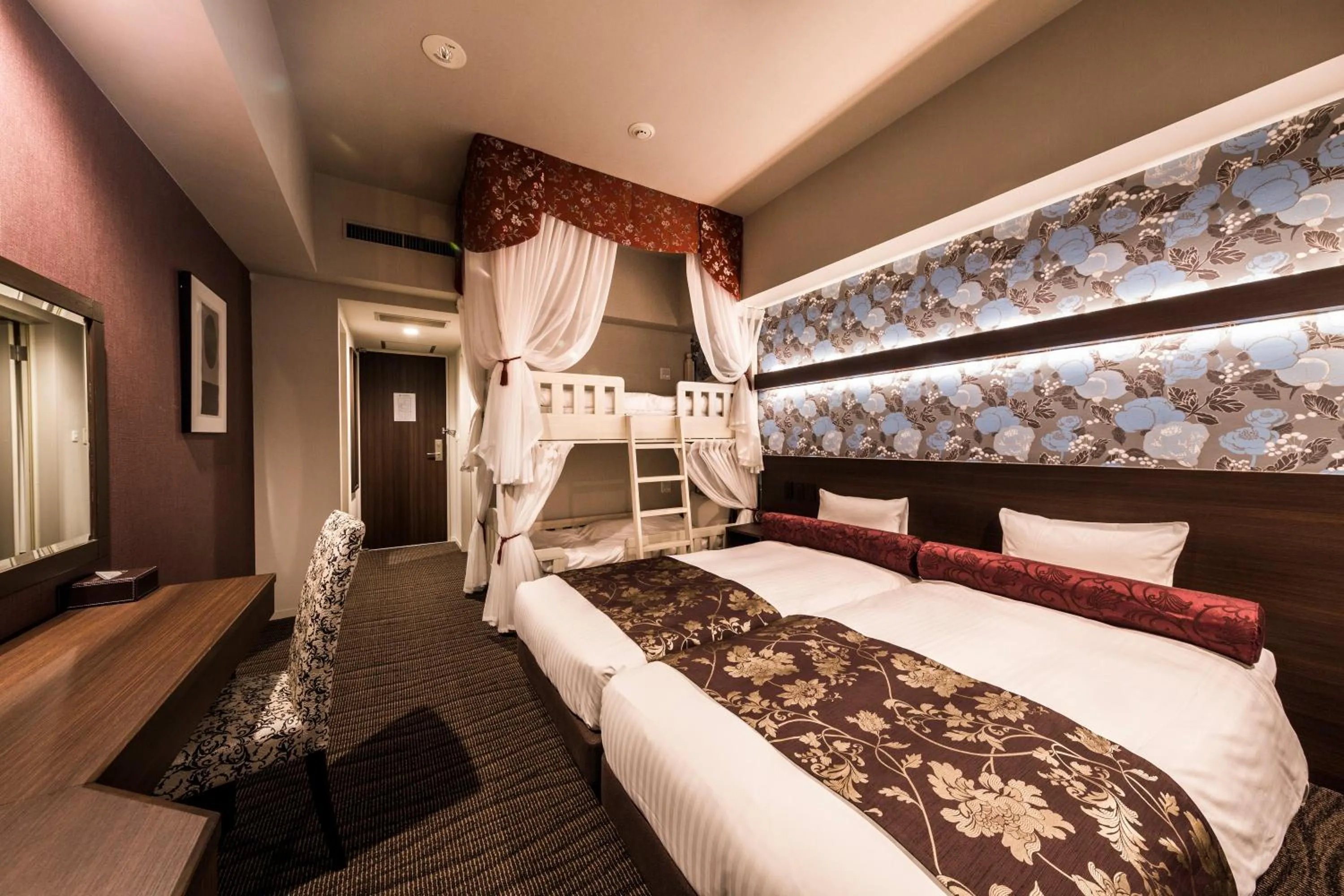 Bed in Hotel WBF Sapporo Chuo