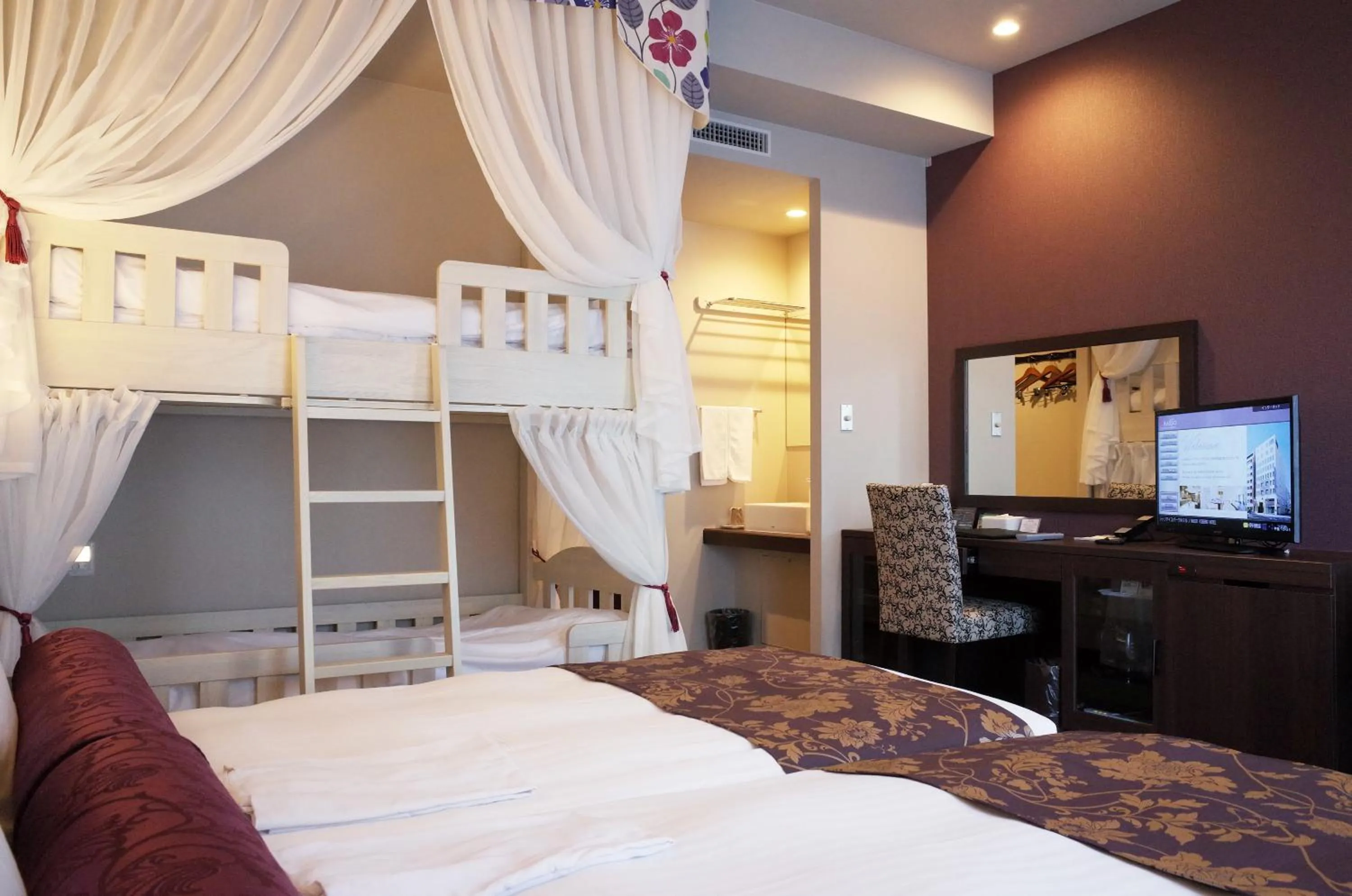 Bed in Hotel WBF Sapporo Chuo