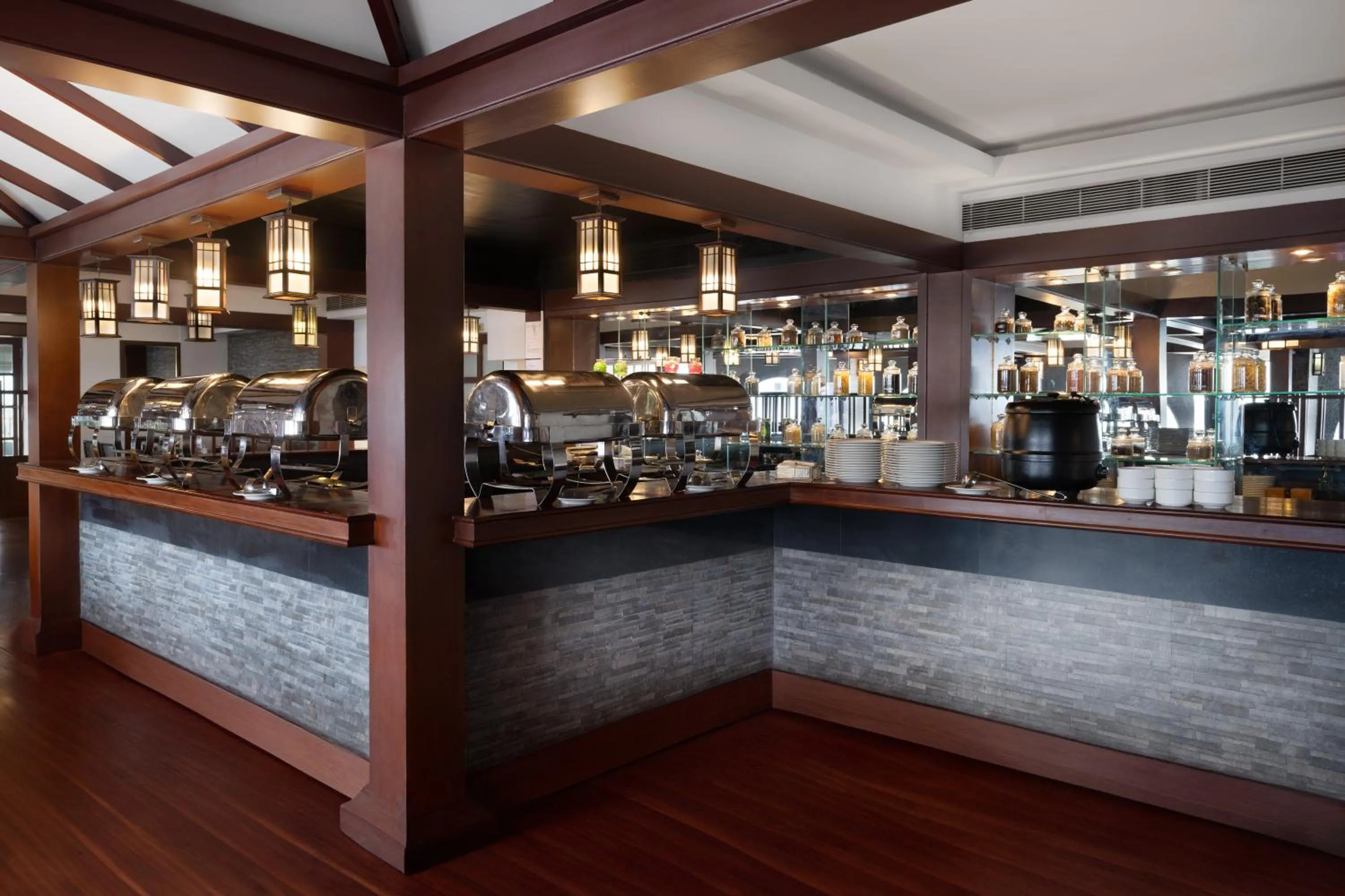 Restaurant/places to eat in Presidency Towers,Kochi