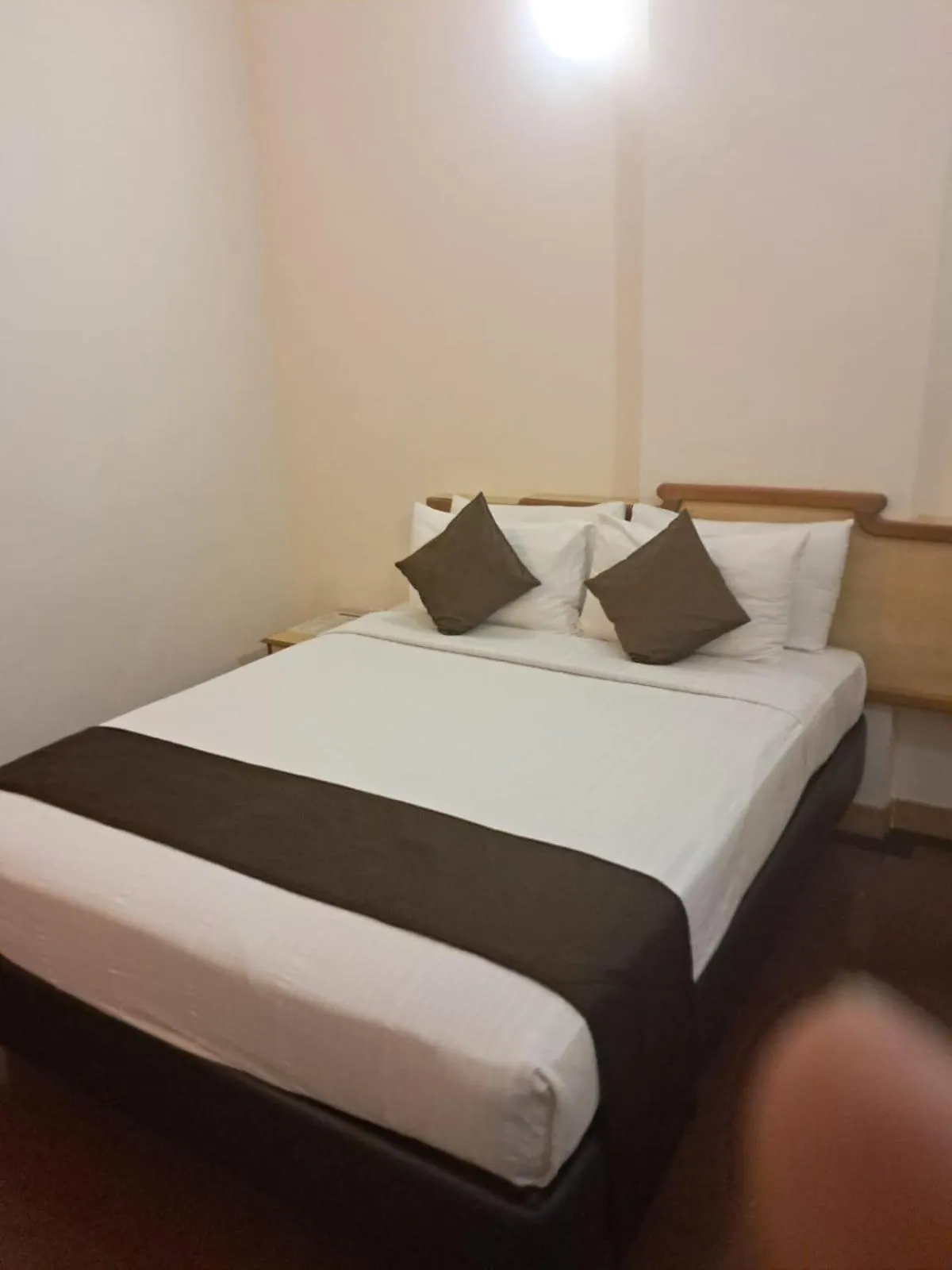 Bed in Presidency Towers,Kochi