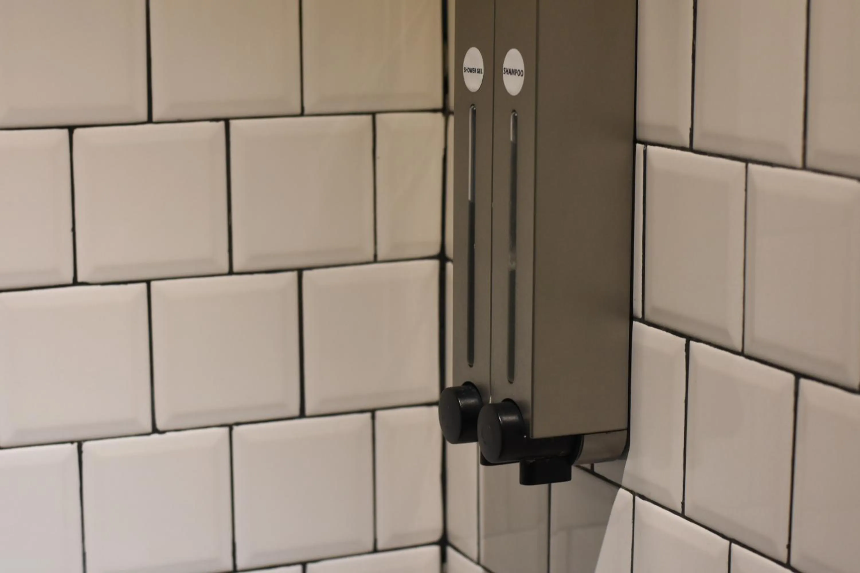 Shower in Cacha Hotel