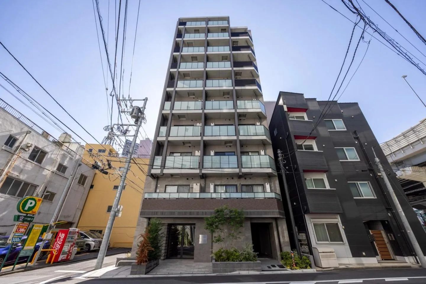 Property building in Alterna蔵前